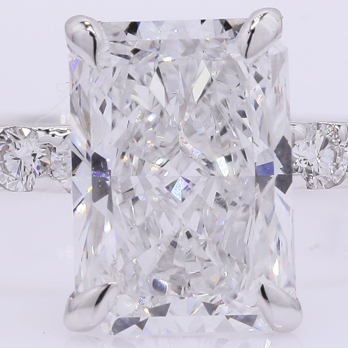 2.16 Carats Lab Grown Diamond 14K Gold Ring