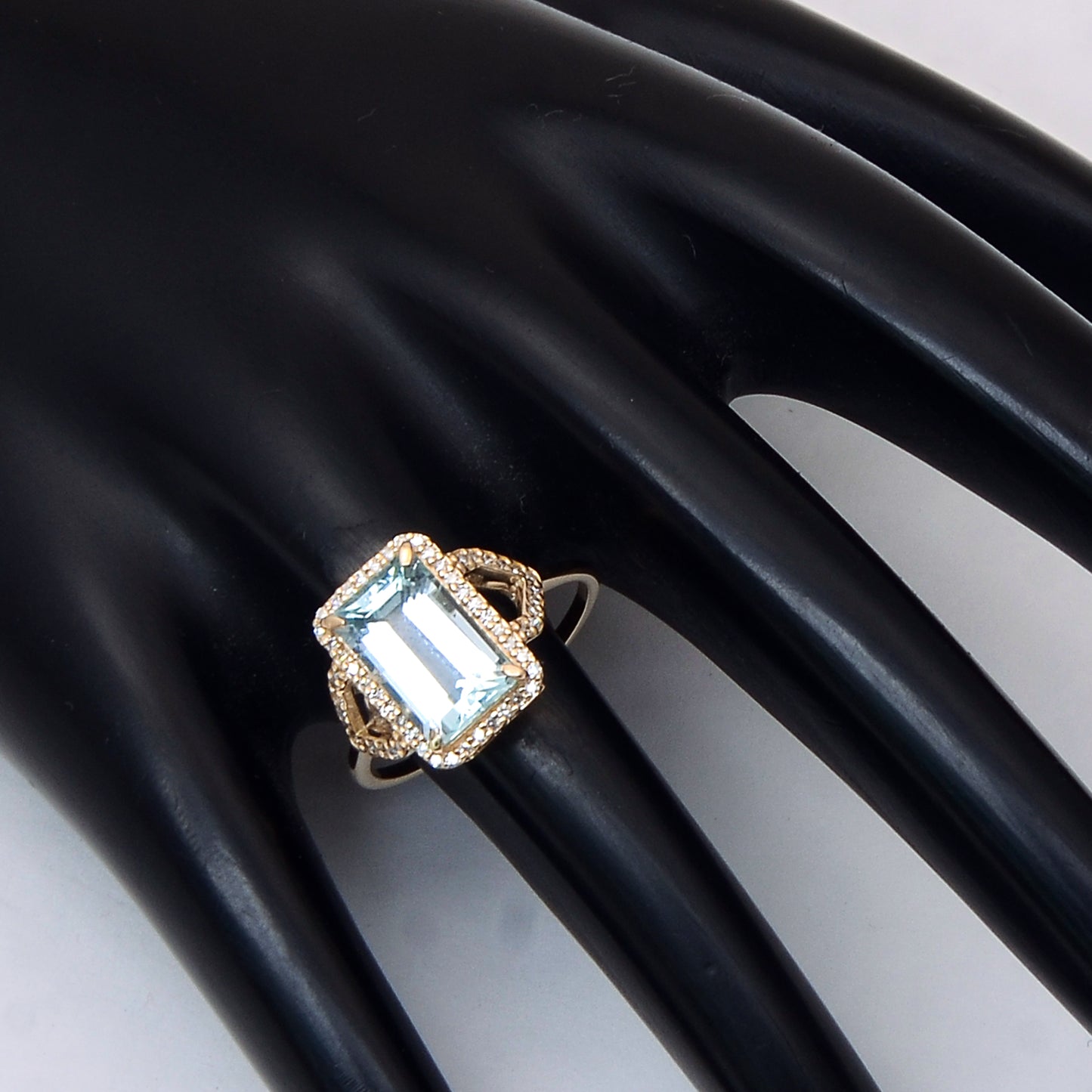 2.75 Ct Octagon Step Cut Natural Aquamarine 14K Gold Ring