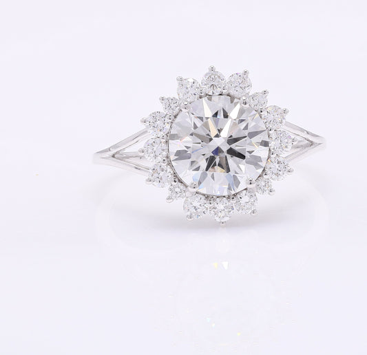 2.57 Carats Lab Grown Diamond 14K Gold Ring