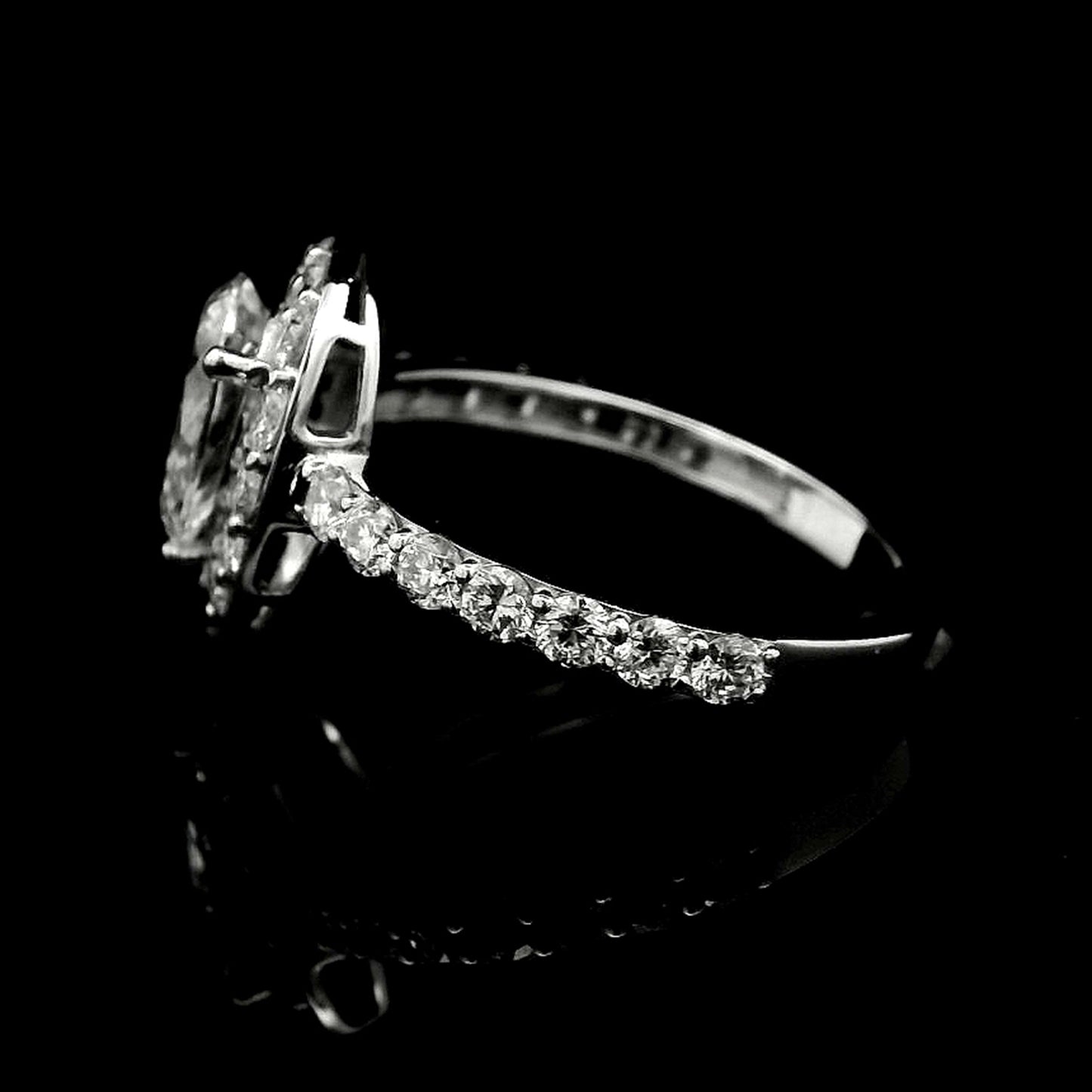 1.96 Carats Lab Grown Diamond 14K Gold Ring