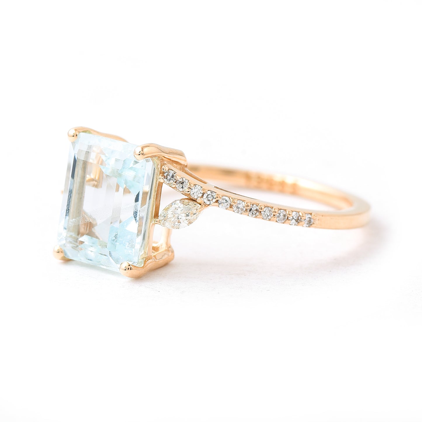 1.81 Ct Octagon Step Cut Natural Aquamarine 14K Gold Ring