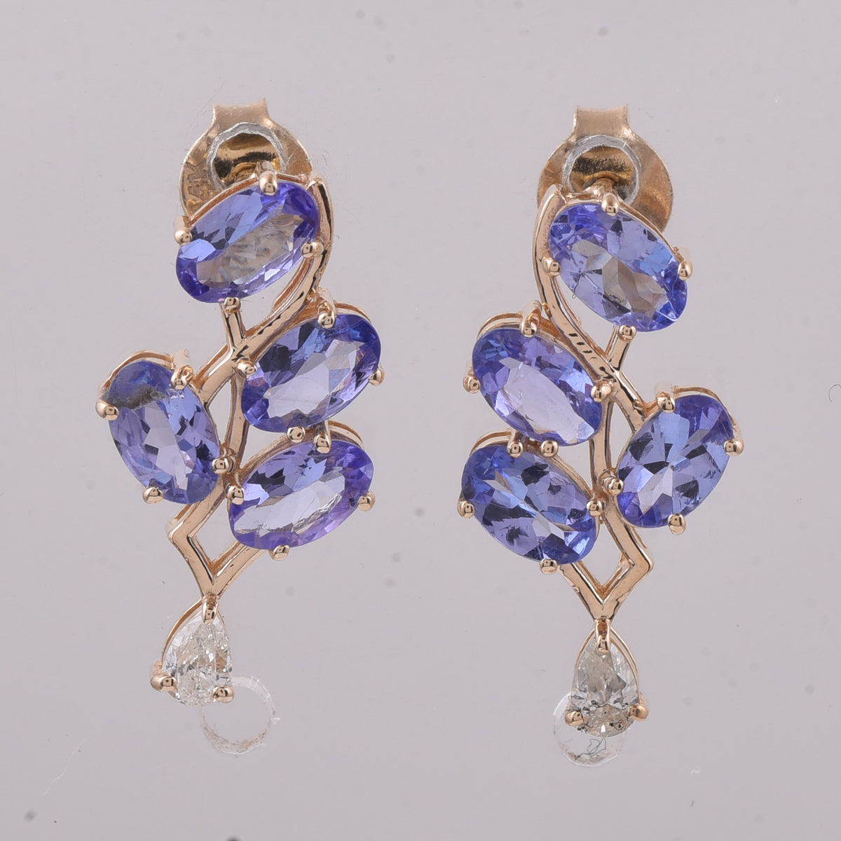 1.86 Ct Oval Natural Tanzanite 14K Gold Earrings