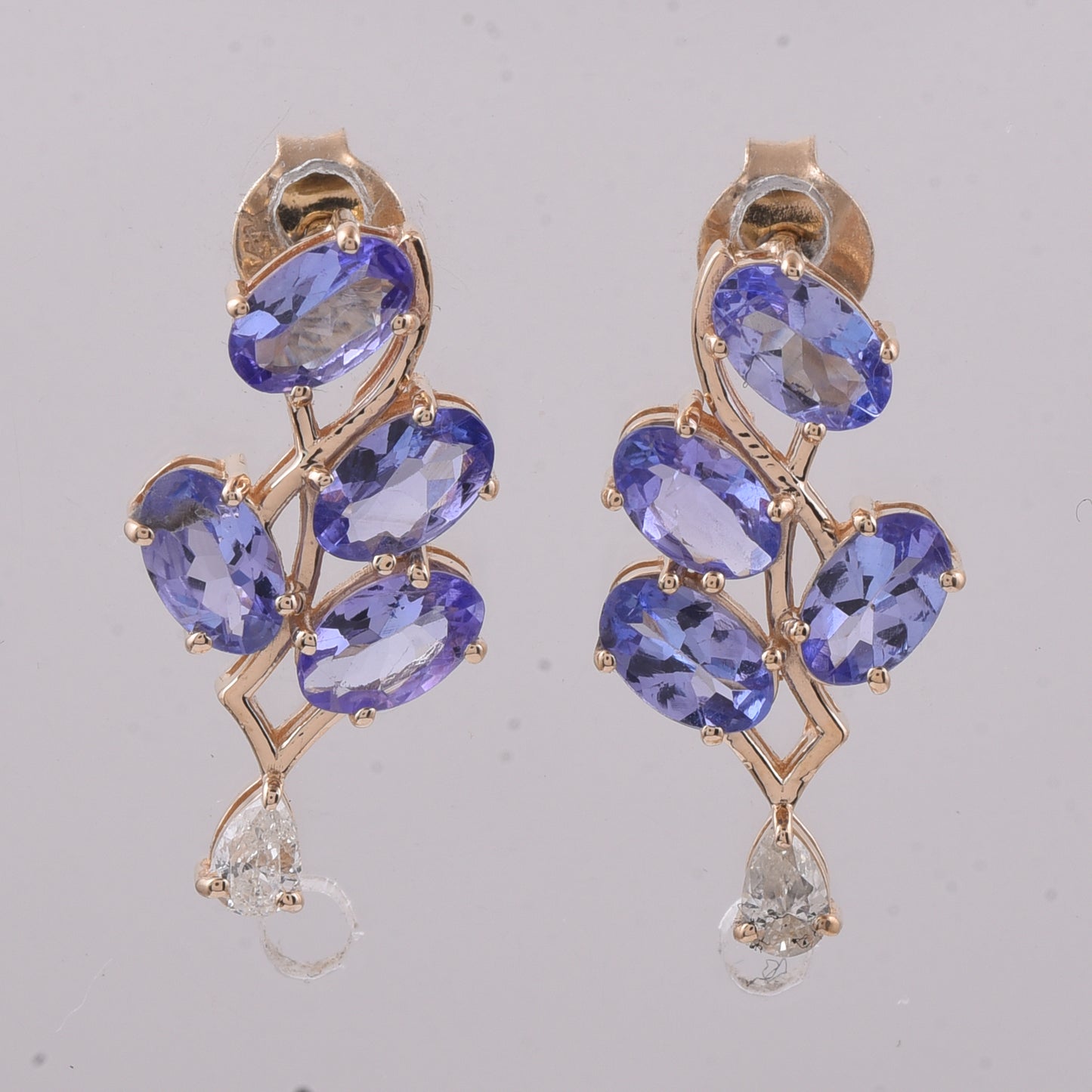 1.86 Ct Oval Natural Tanzanite 14K Gold Earrings