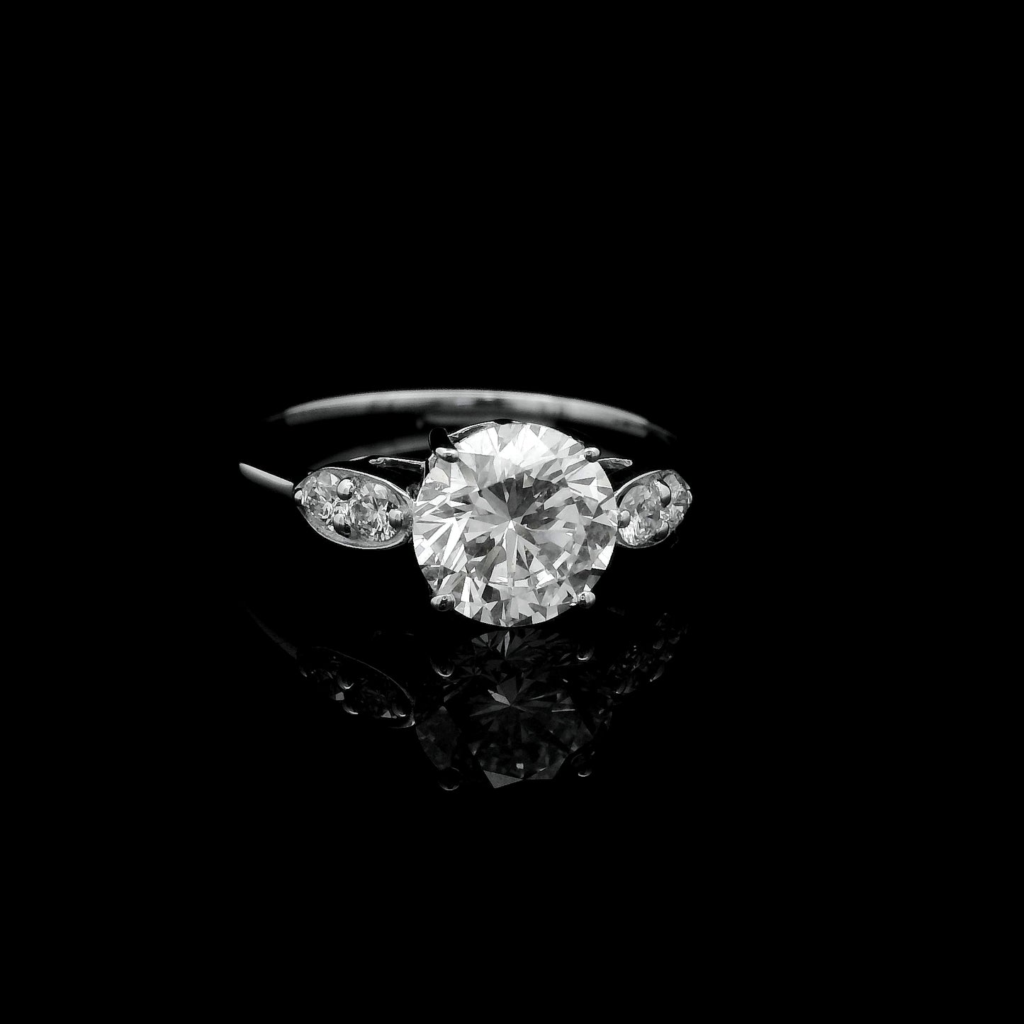 1.67 Ct Round Lab Grown Diamond 14K Gold Ring