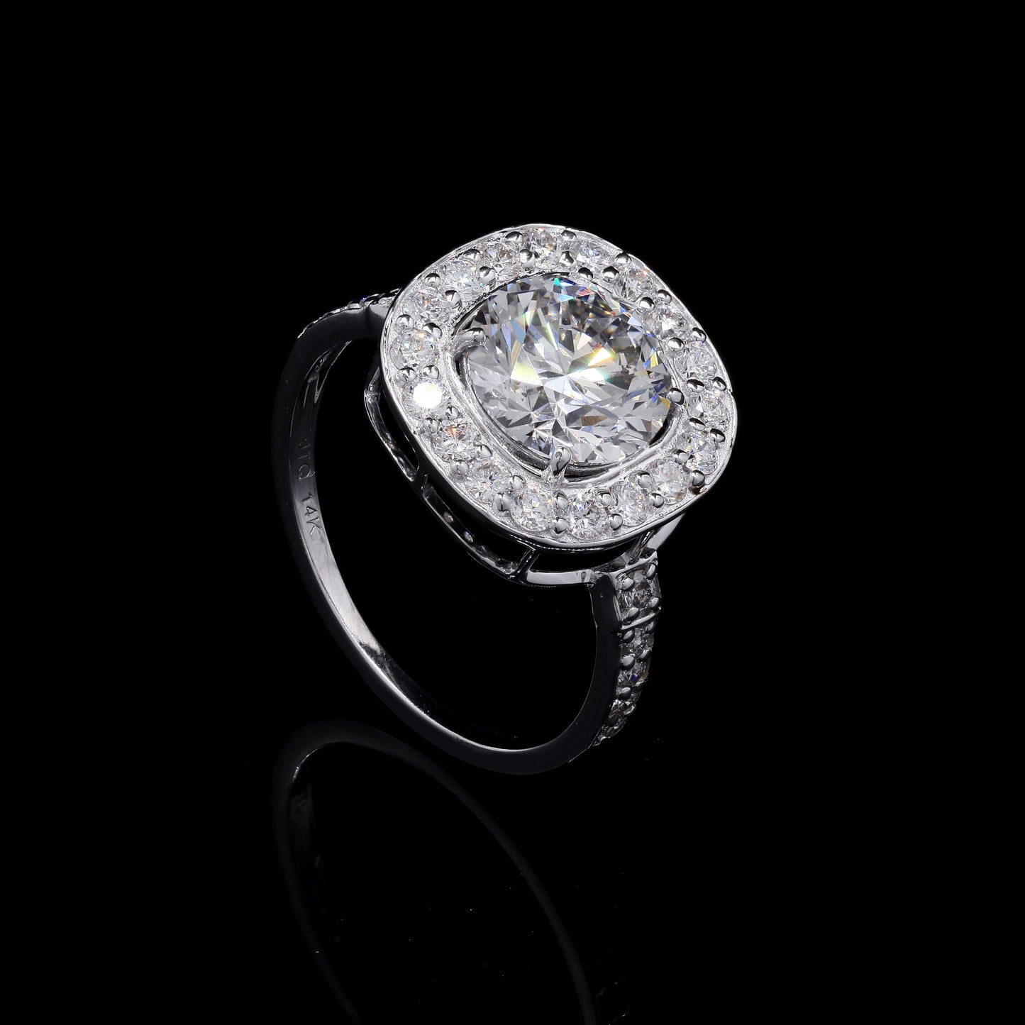 2.75 Carats Lab Grown Diamond 14K Gold Ring