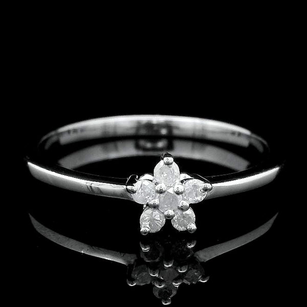 0.13 Ct Round Diamond 925 Silver Ring