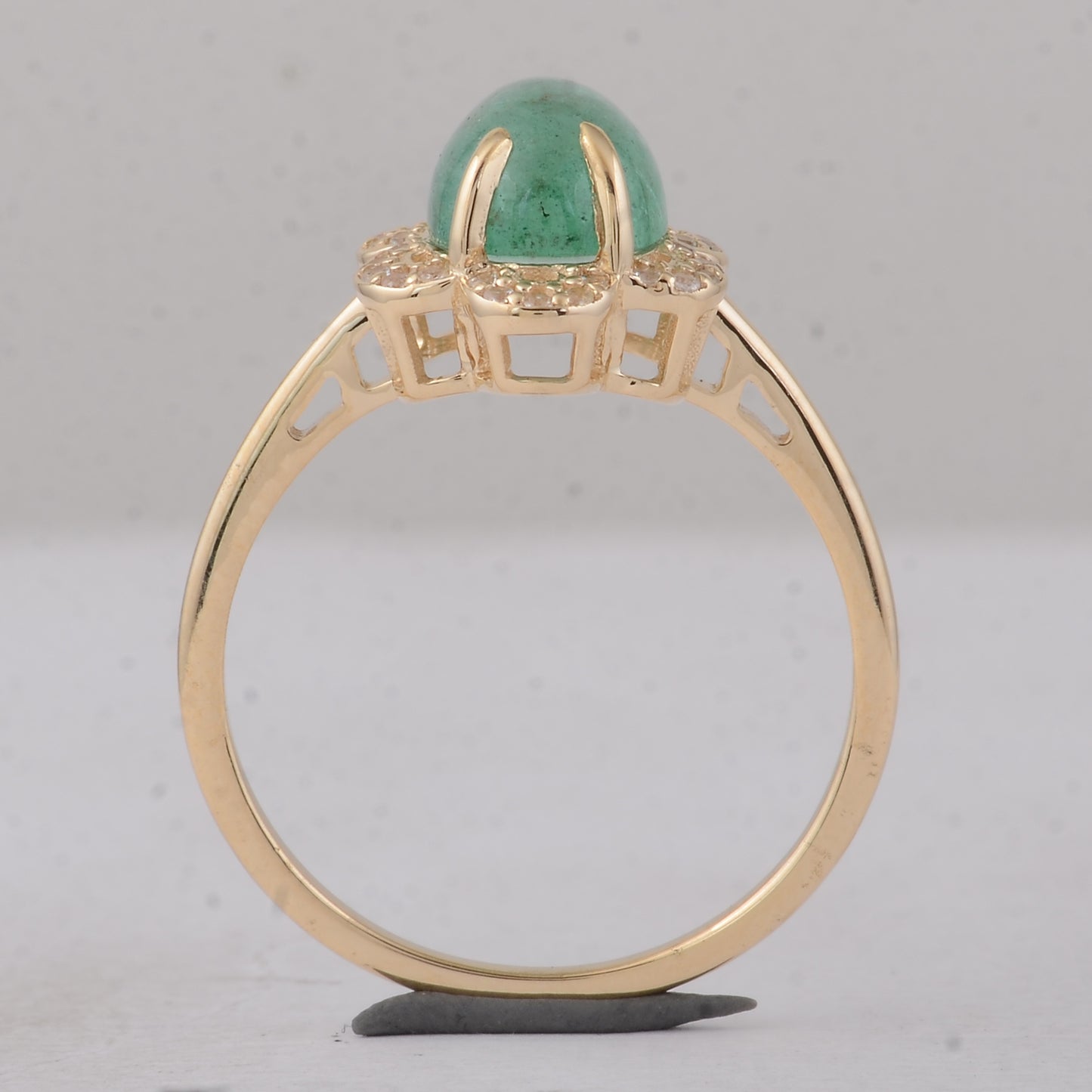 2.39 Ct Oval Emerald 9K Gold Ring