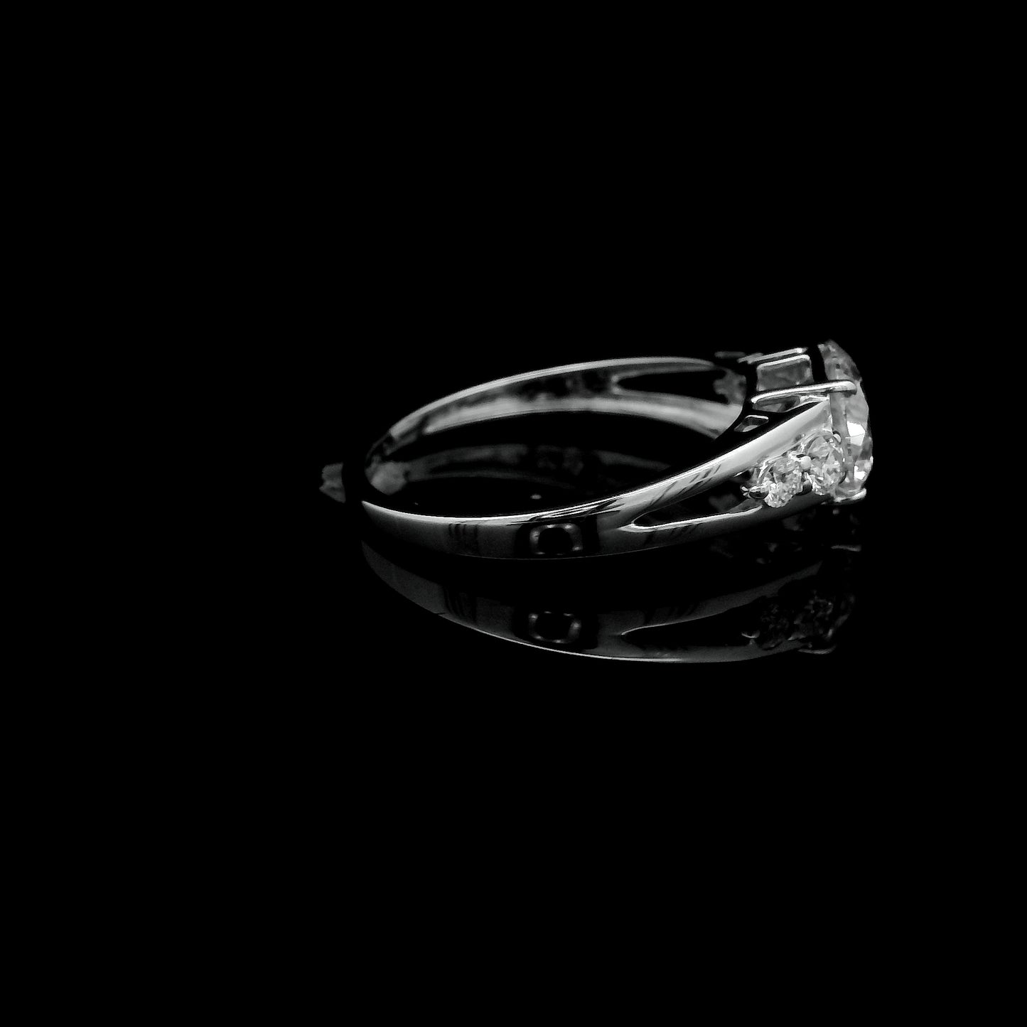 1.72 Ct Round Lab Grown Diamond 14K Gold Ring