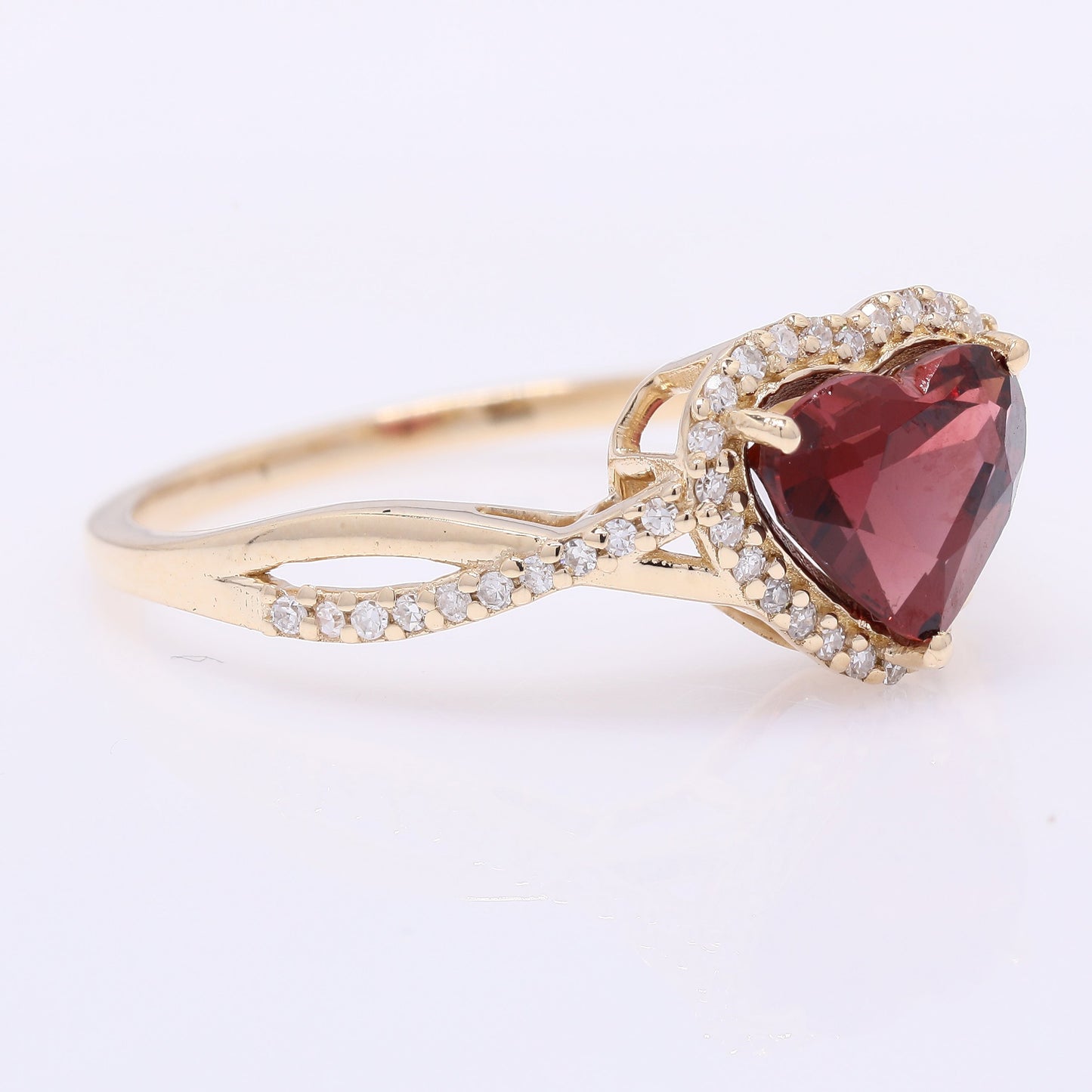 1.78 Ct Heart Mixed Cut Natural Garnet 14K Gold Ring
