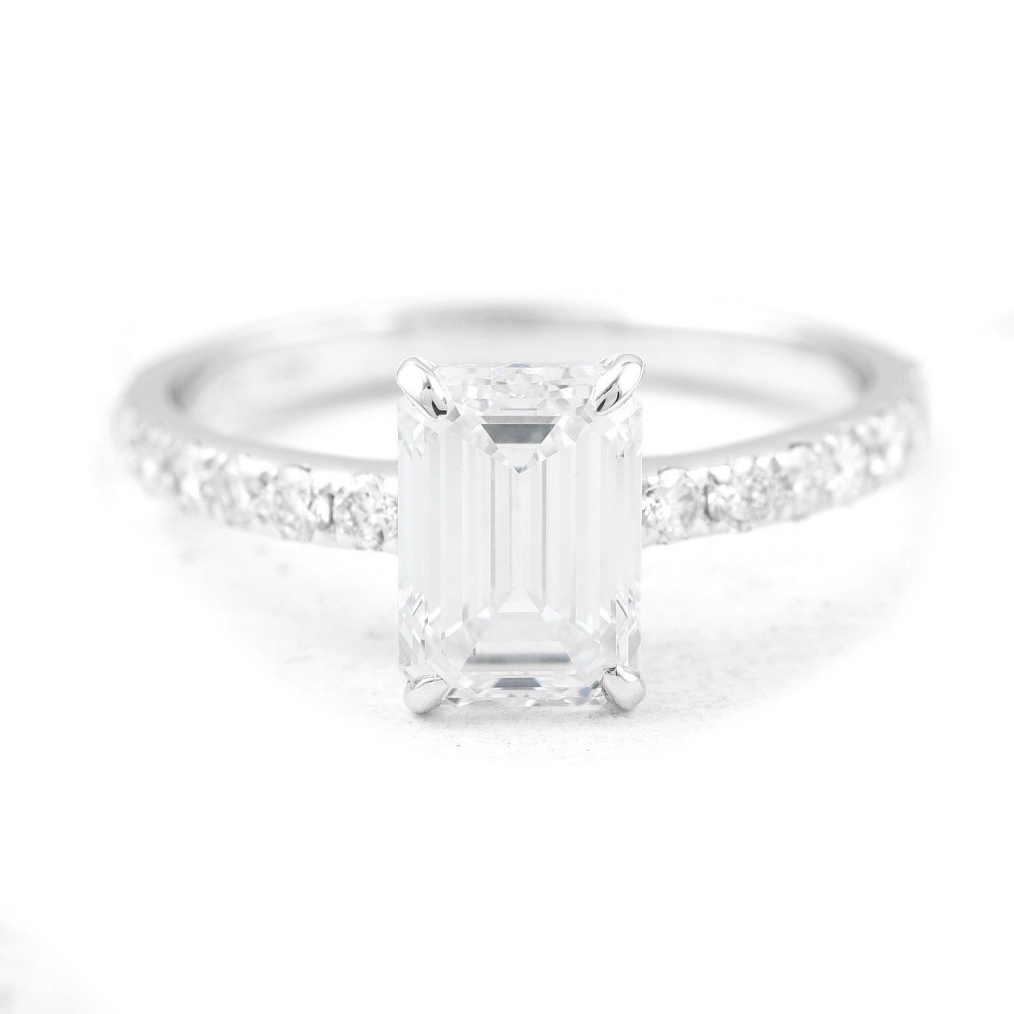 2.37 Carats Lab Grown Diamond 14K Gold Ring