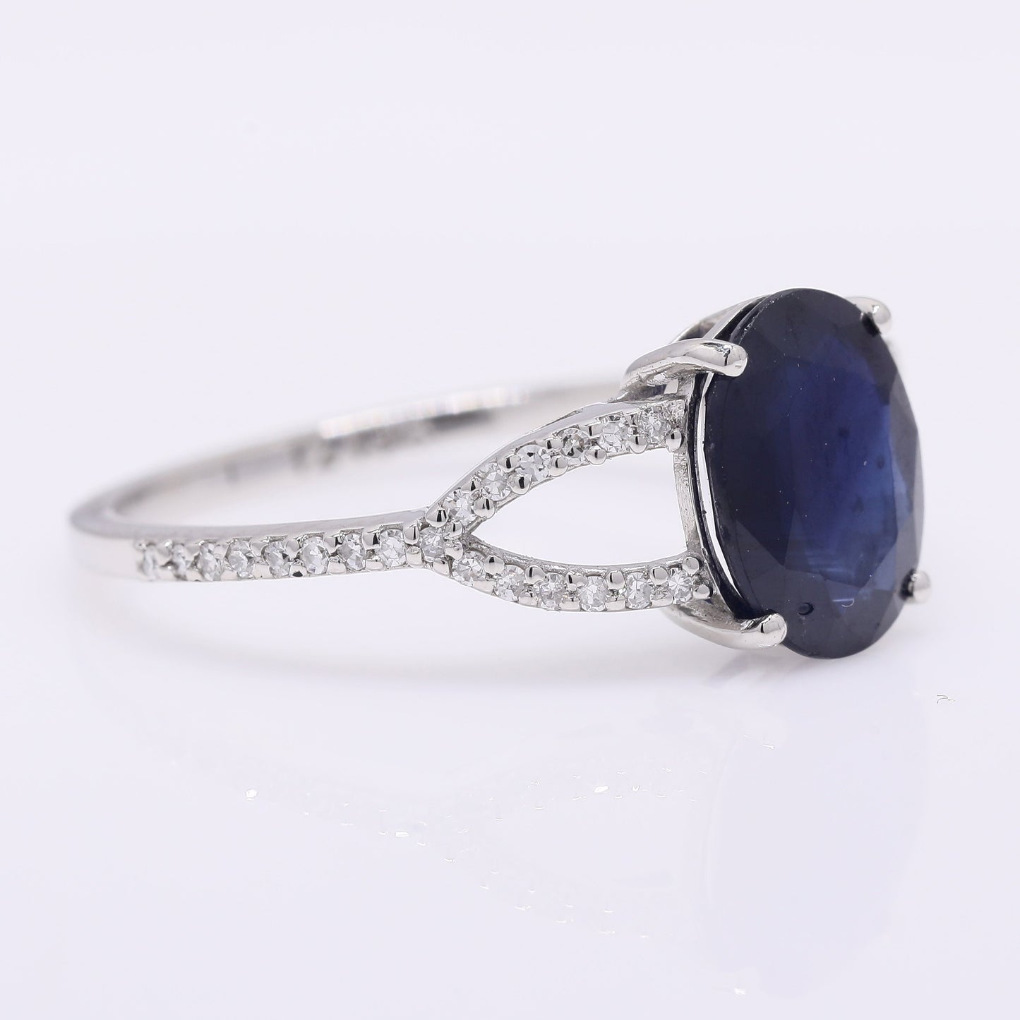 2.13 Ct Oval Mixed Cut Natural Sapphire 950 Platinum Ring