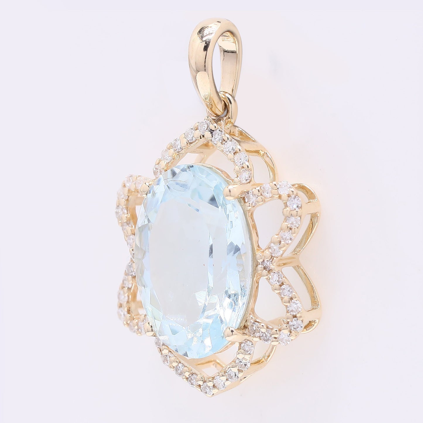 2.95 Ct Oval Mixed Cut Natural Aquamarine 14K Gold Pendant
