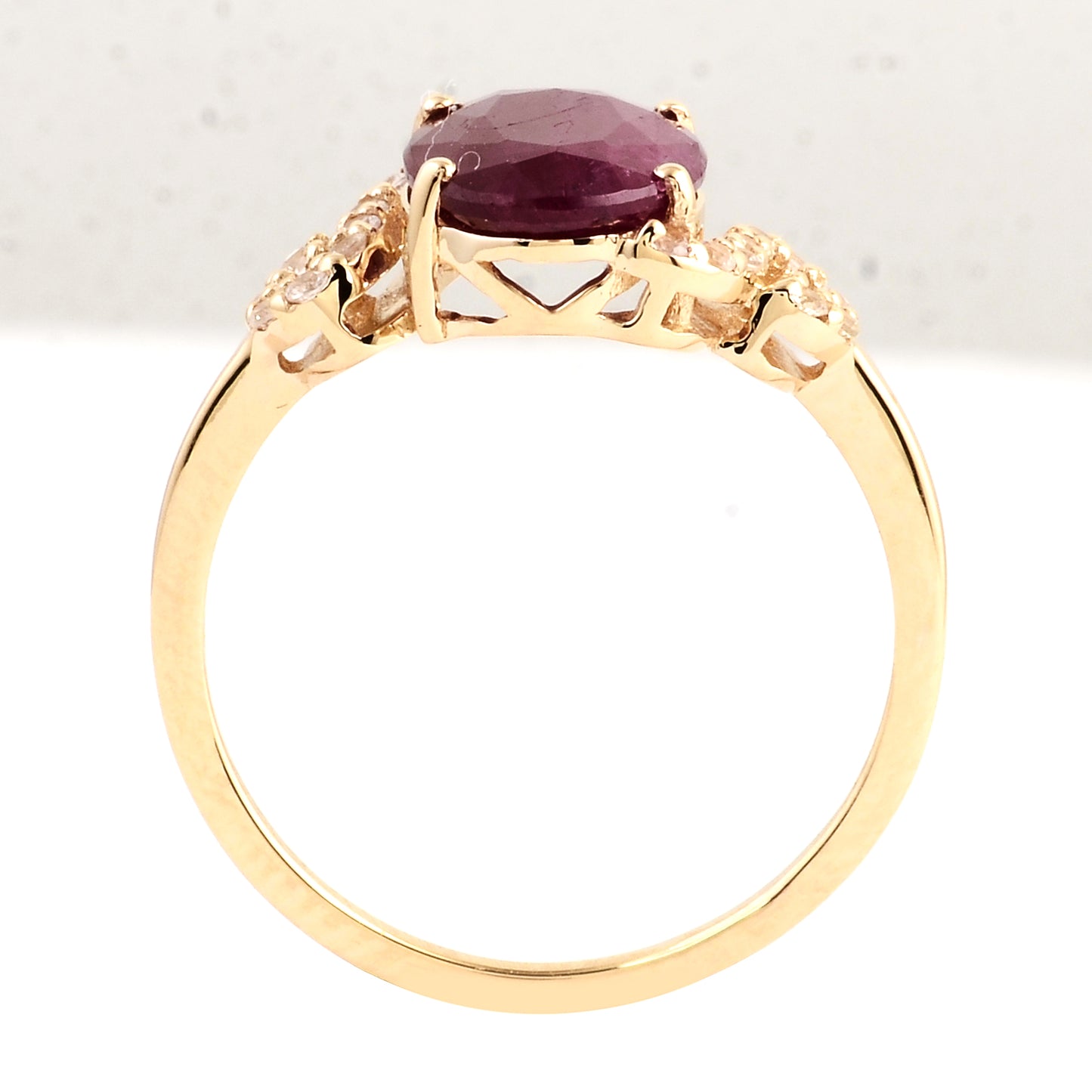 2.86 Ct Oval Ruby 14K Gold Ring