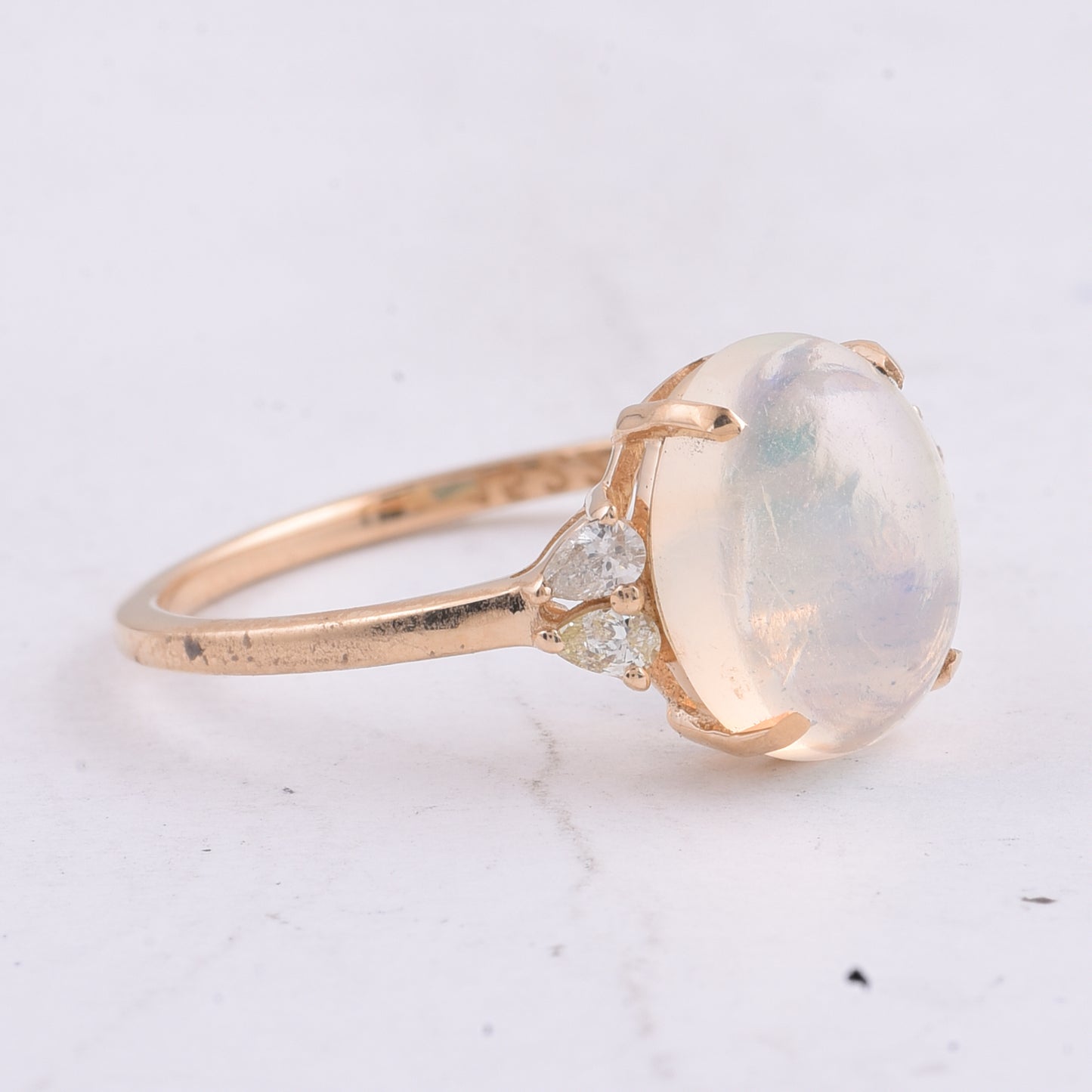 1.81 Ct Oval Cabochon Cut Natural Opal 14K Gold Ring