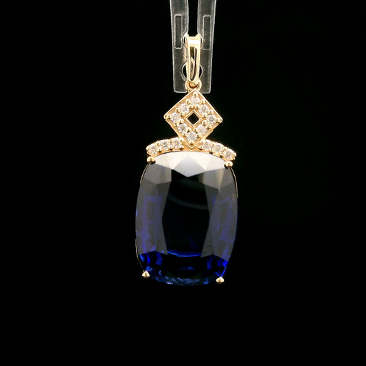 13.65 Ct Rectangular Cushion Mixed Cut Lab Grown Sapphire 14K Gold Pendant