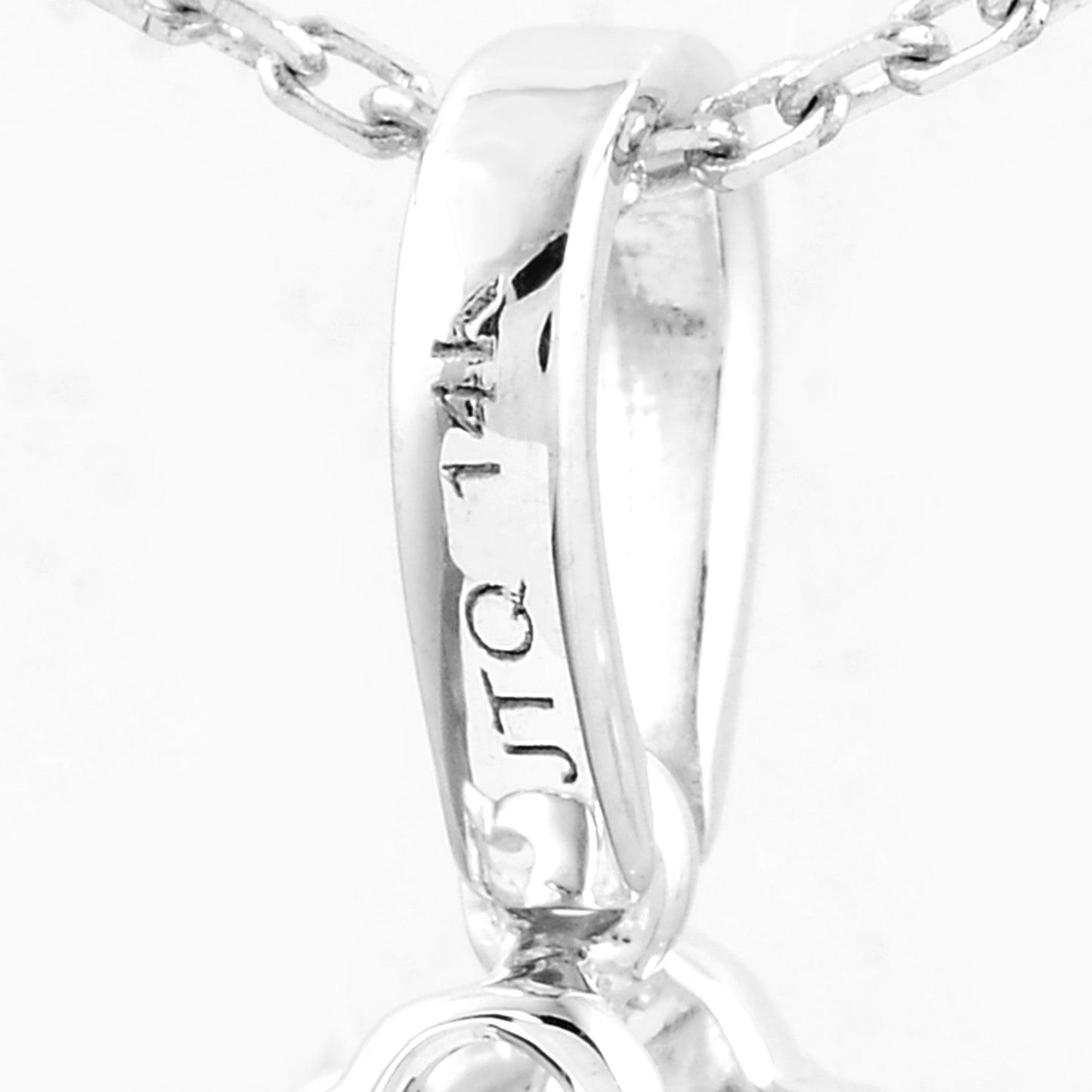 2.49 Carats Lab Grown Diamond 14K Gold Pendant