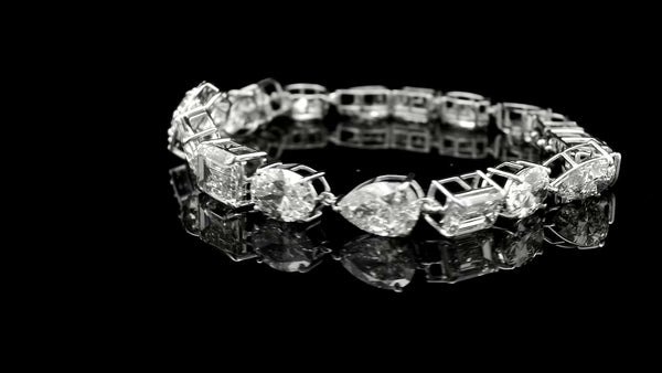 20.96 Carats Lab Grown Diamond 14K Gold Bracelet