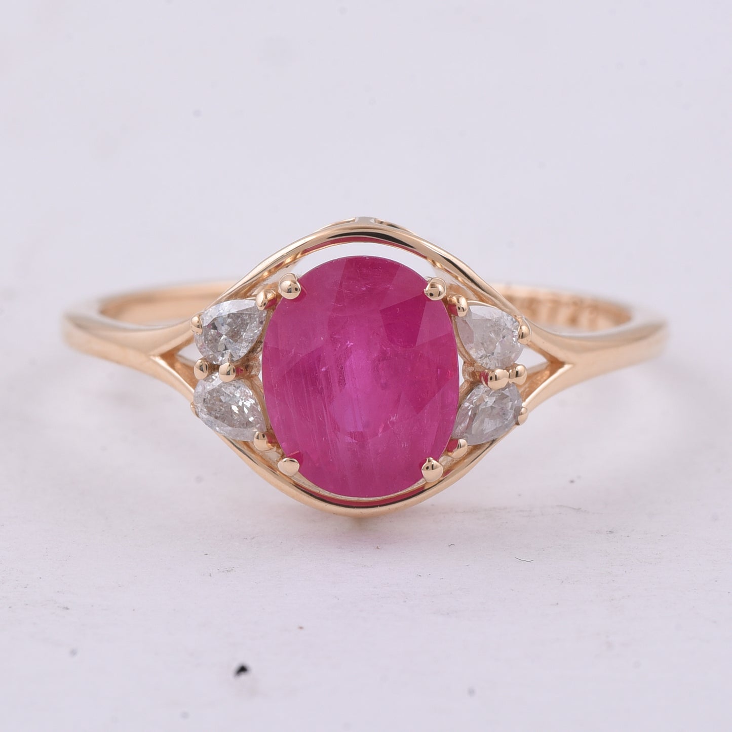 1.79 Ct Oval Natural Ruby 14K Gold Ring