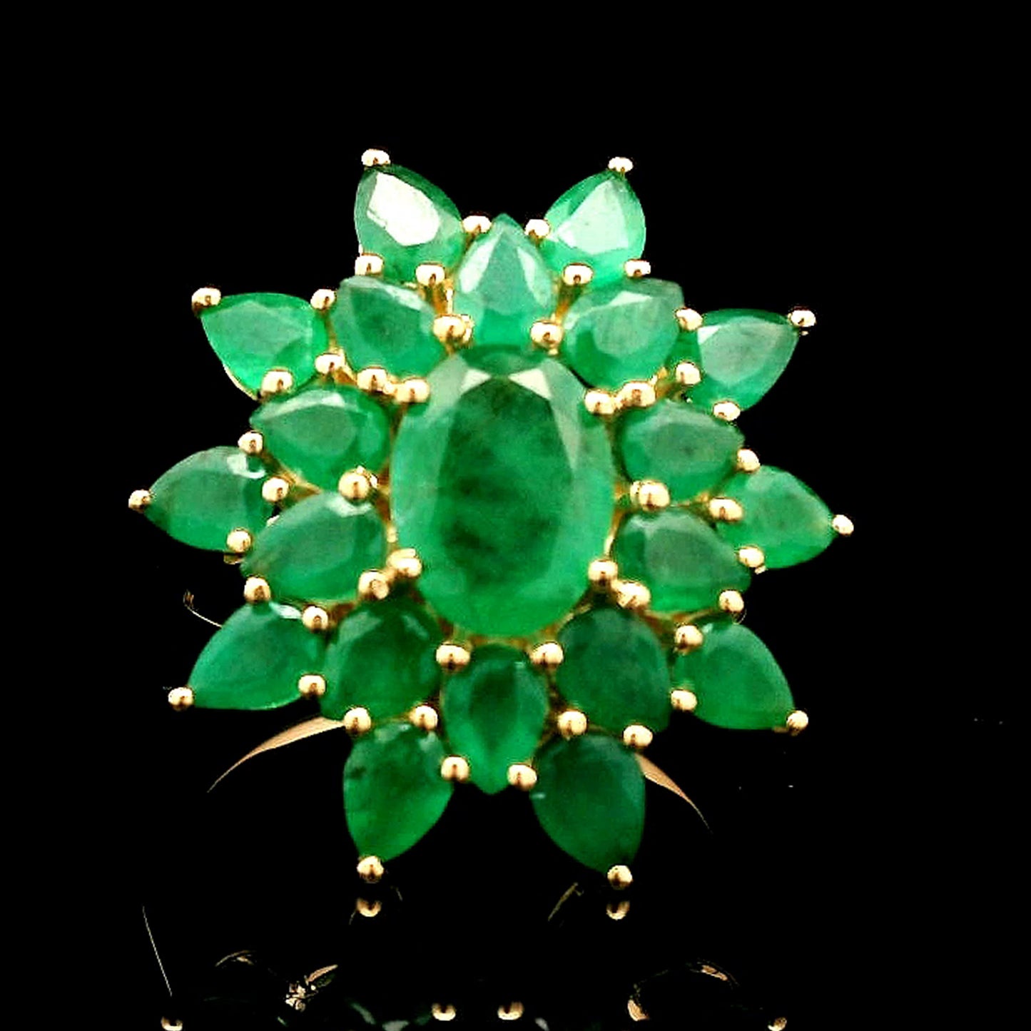 3.99 Ct Oval Emerald 14K Gold Ring