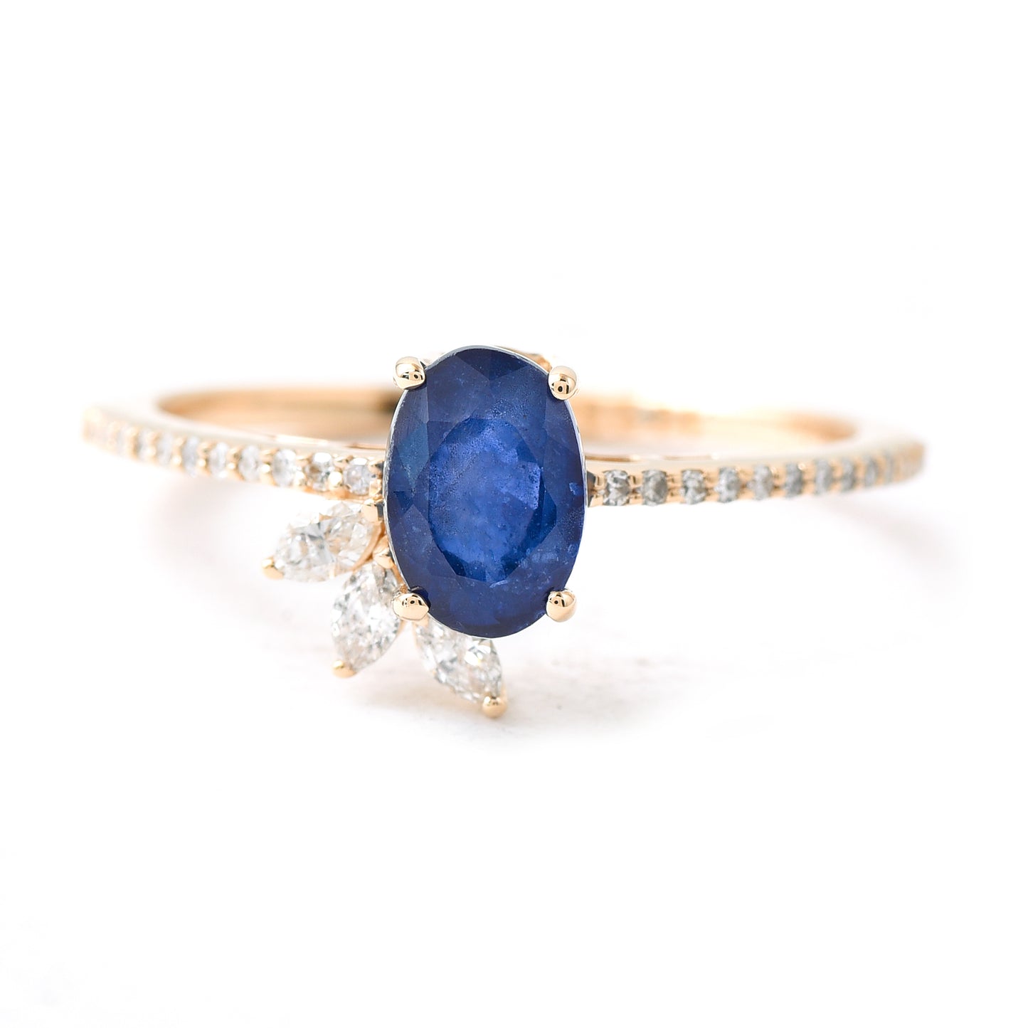 1.53 Ct Oval Sapphire 14K Gold Ring