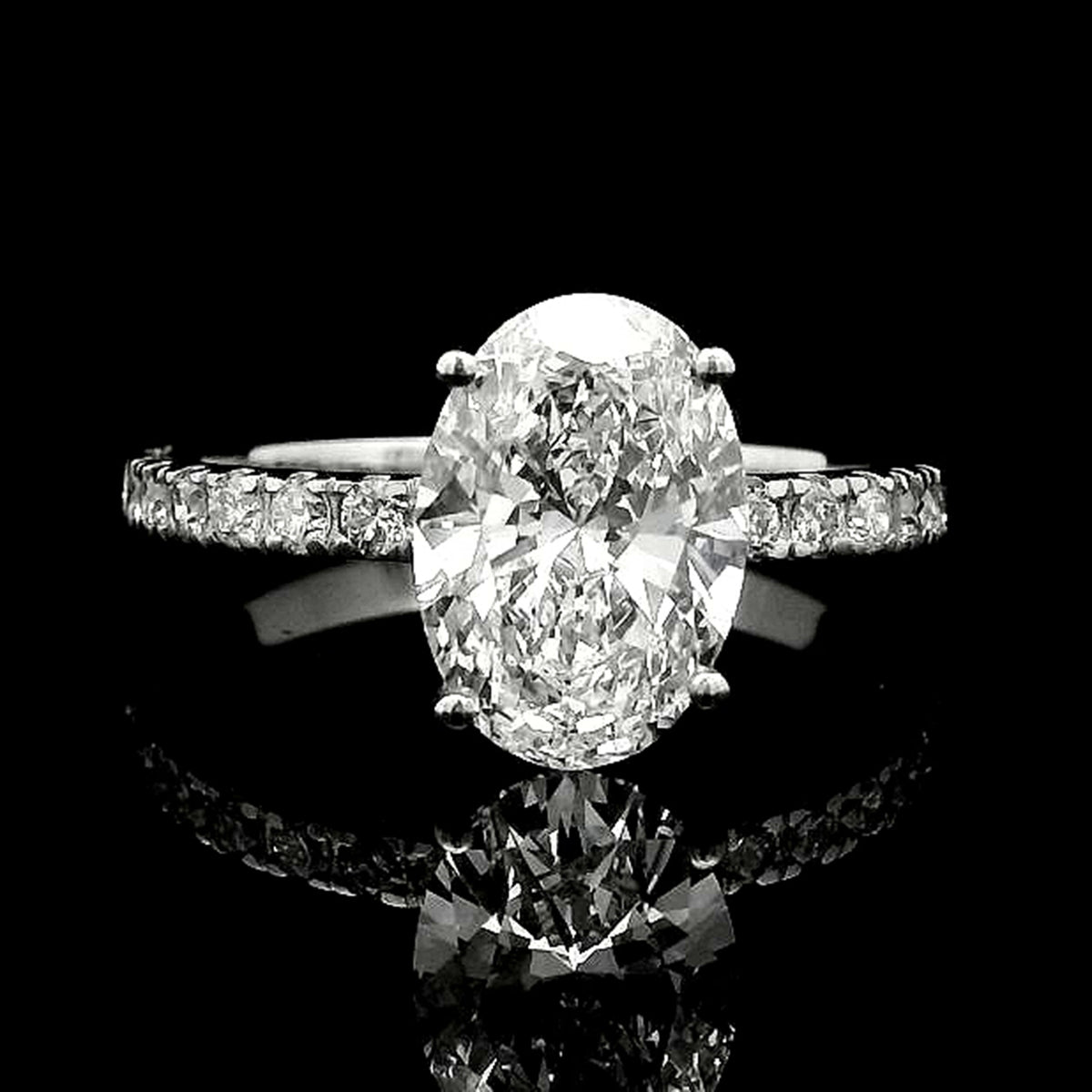 2.36 Carats Lab Grown Diamond 950 Platinum Ring