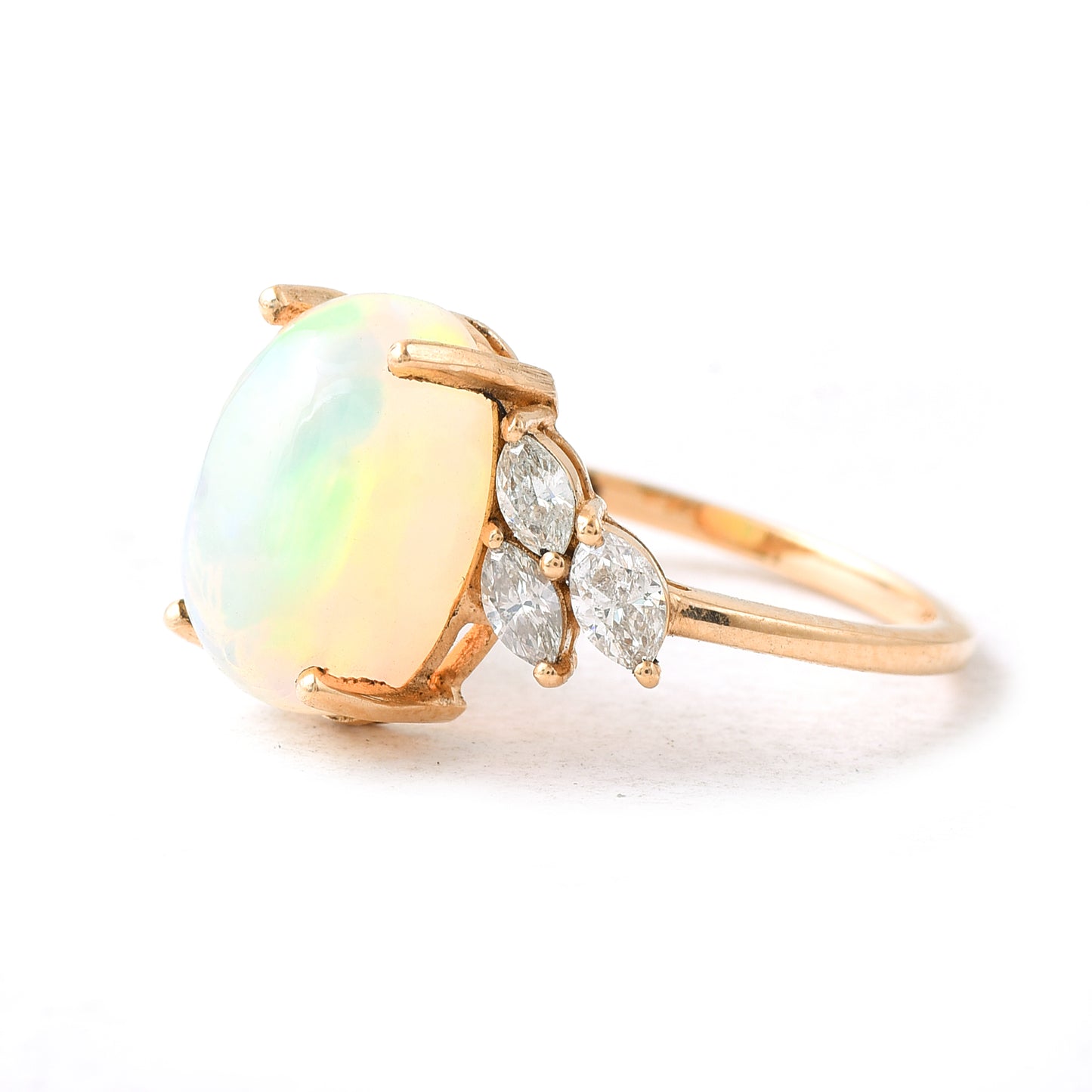 3.93 Ct Oval Opal 14K Gold Ring