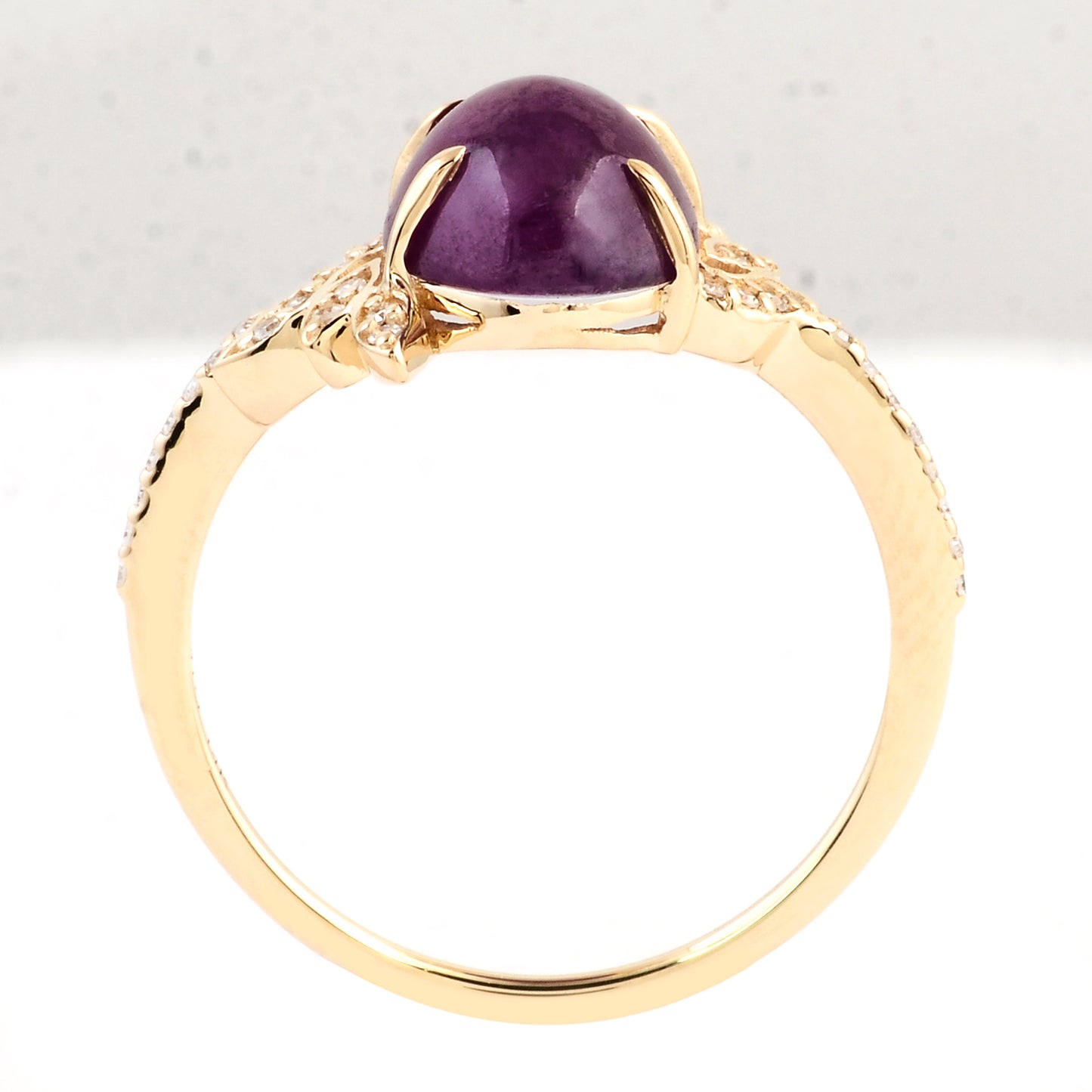 3.81 Ct Oval Cabochon Natural Corundum Ruby 14K Gold Ring
