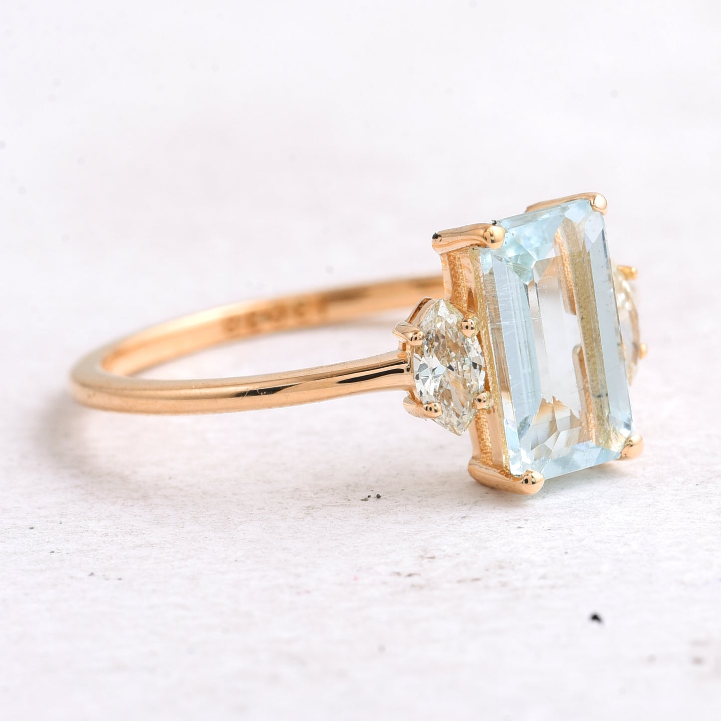 1.37 Ct Octagon Step Cut Natural Aquamarine 14K Gold Ring