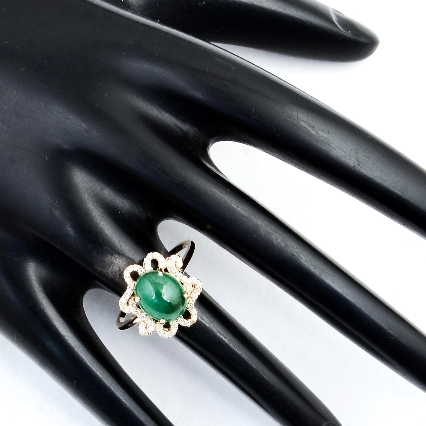 2.68 Ct Oval Cabochon Natural Beryl Emerald 14K Gold Ring