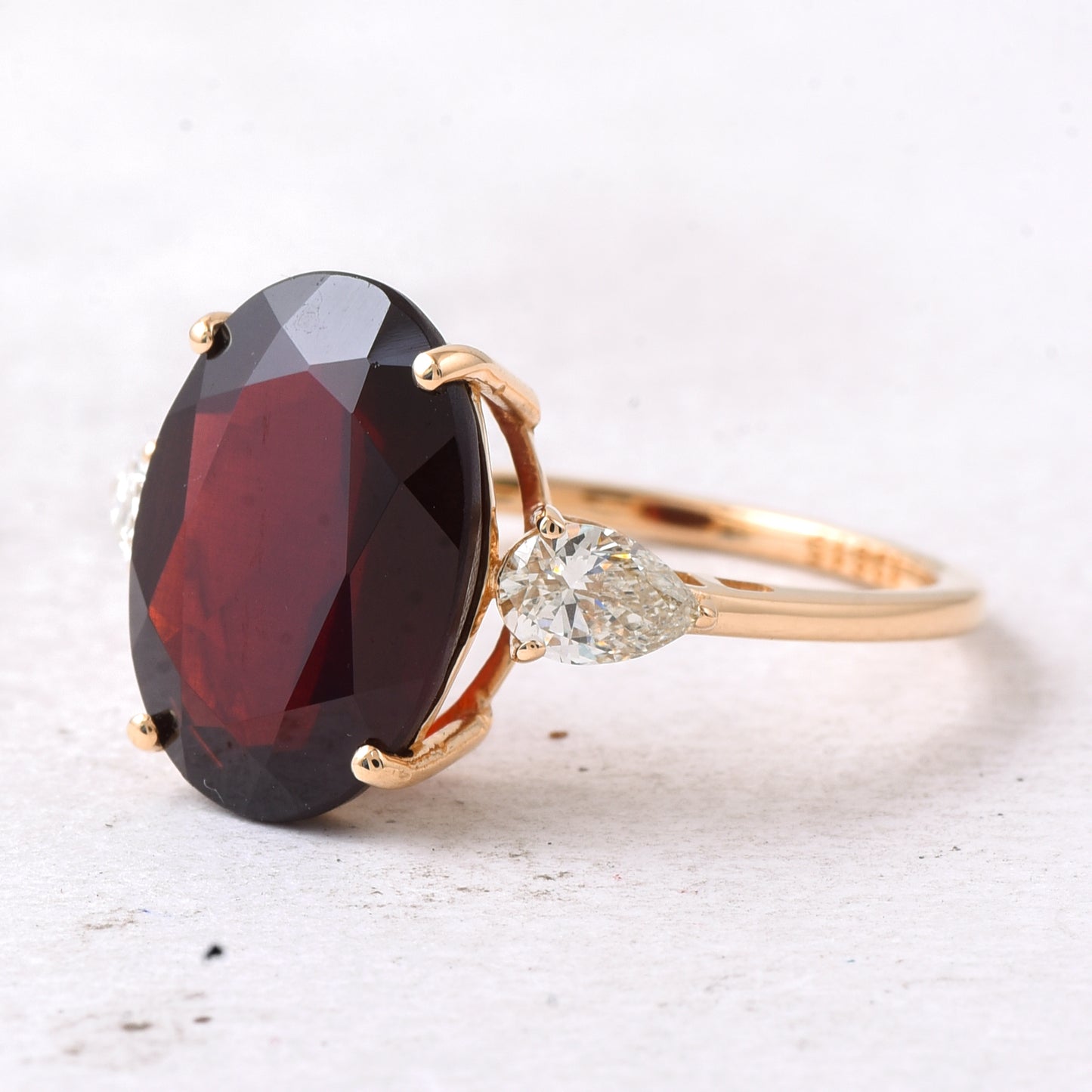 7.01 Ct Oval Garnet 14K Gold Ring