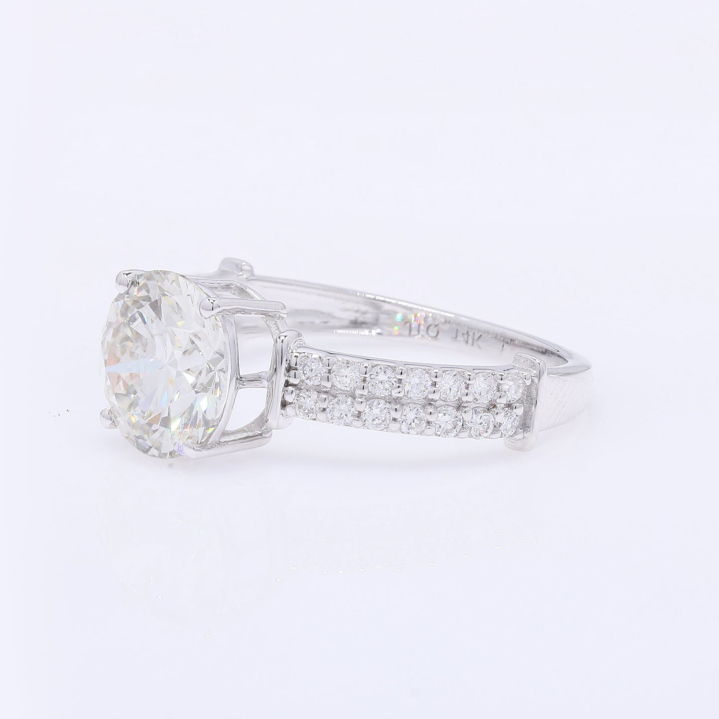 2.39 Carats Lab Grown Diamond 14K Gold Ring