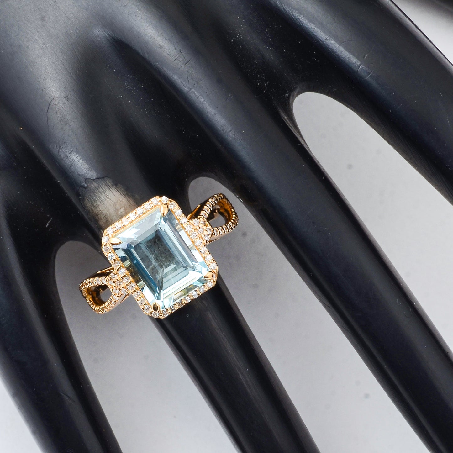 3.14 Ct Octagon Step Cut Natural Aquamarine 14K Gold Ring