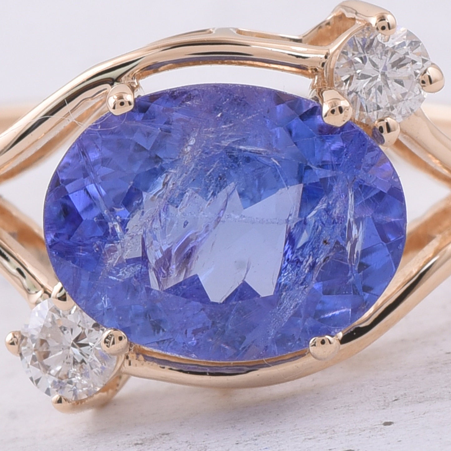 2.18 Ct Oval Natural Tanzanite 14K Gold Ring