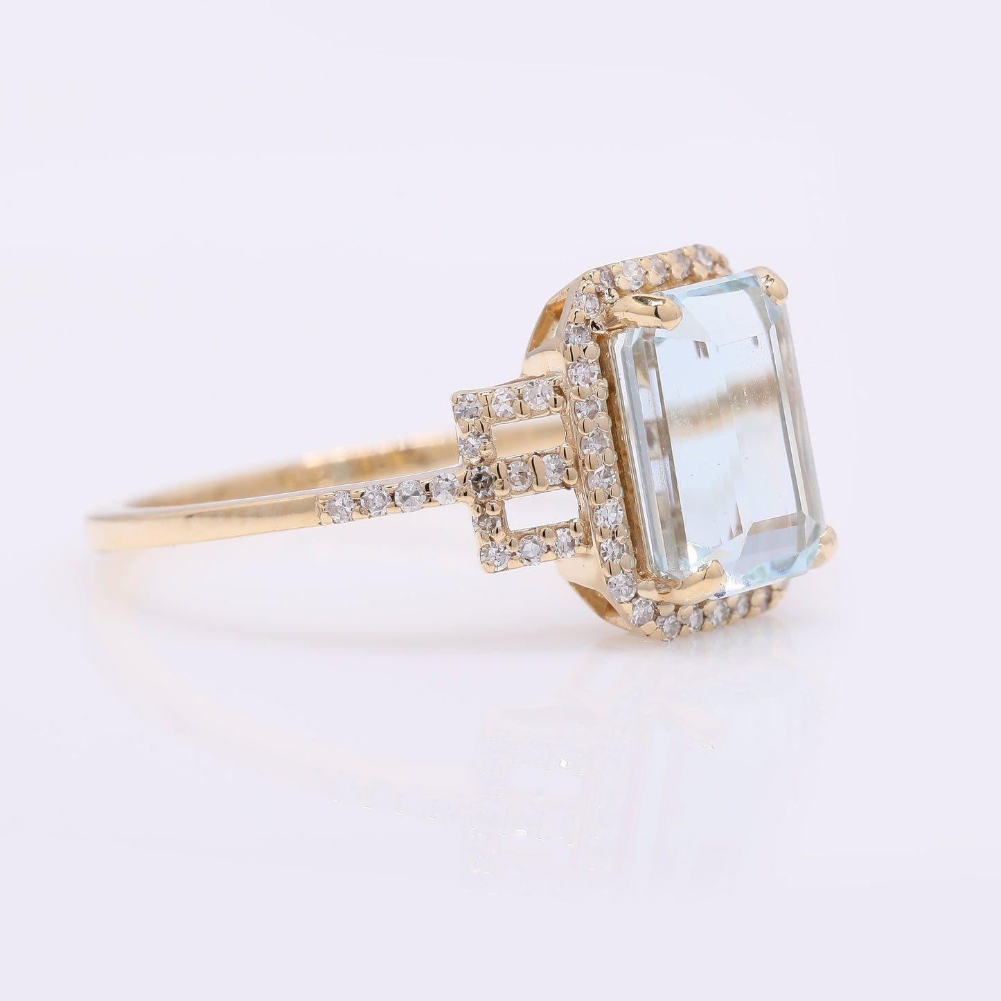 2.33 Ct Octagon Step Cut Natural Aquamarine 14K Gold Ring