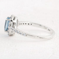 1.68 Ct Oval Swiss Blue Topaz 925 Sterling Silver Ring