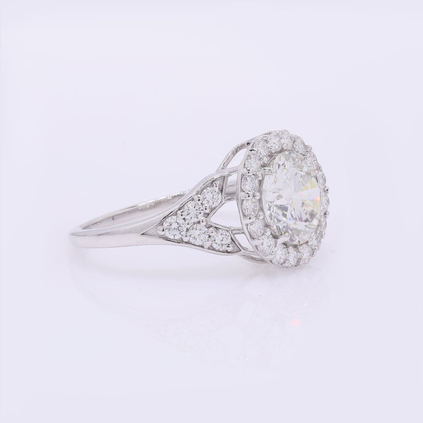 2.65 Carats Lab Grown Diamond 14K Gold Ring