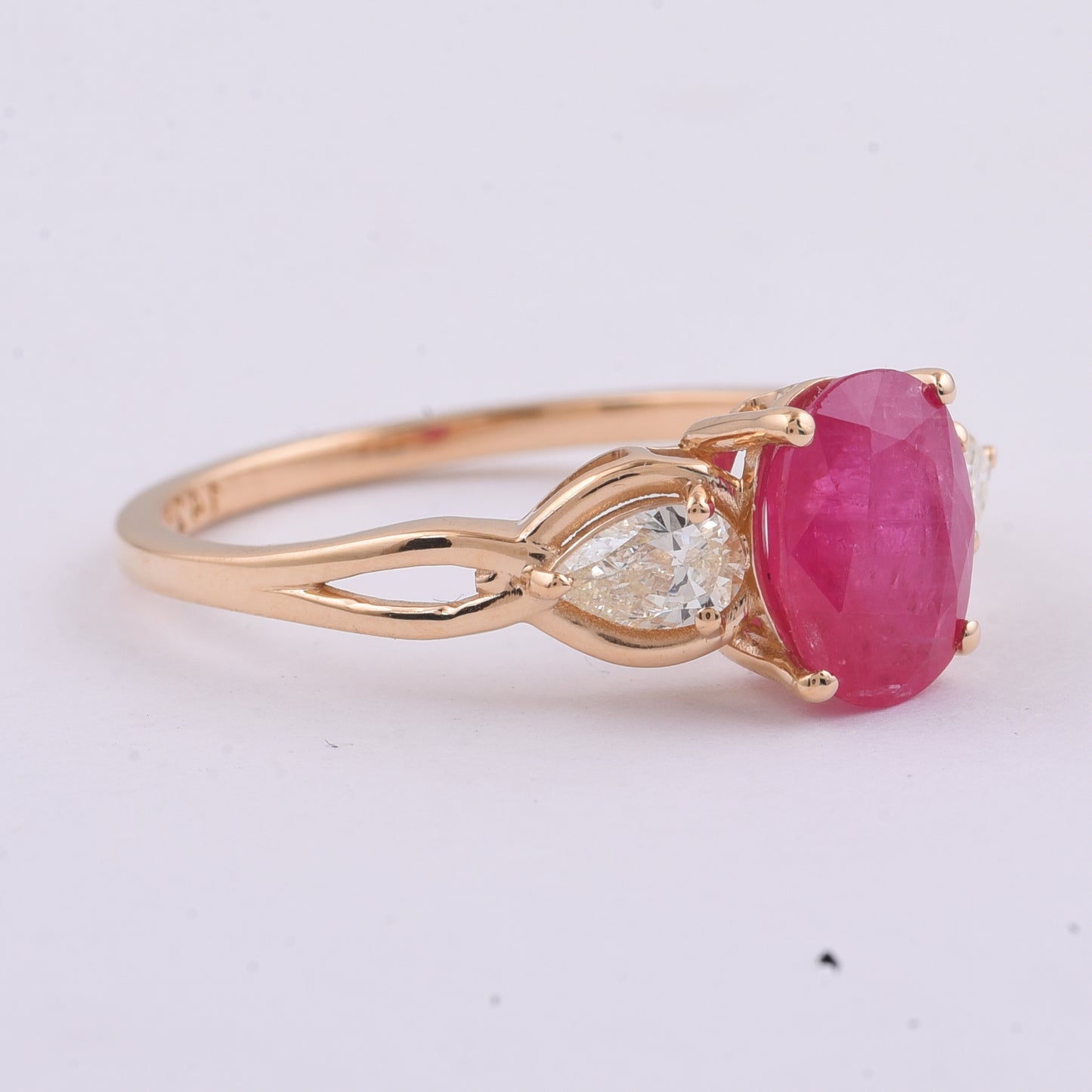 1.99 Ct Oval Natural Ruby 14K Gold Ring