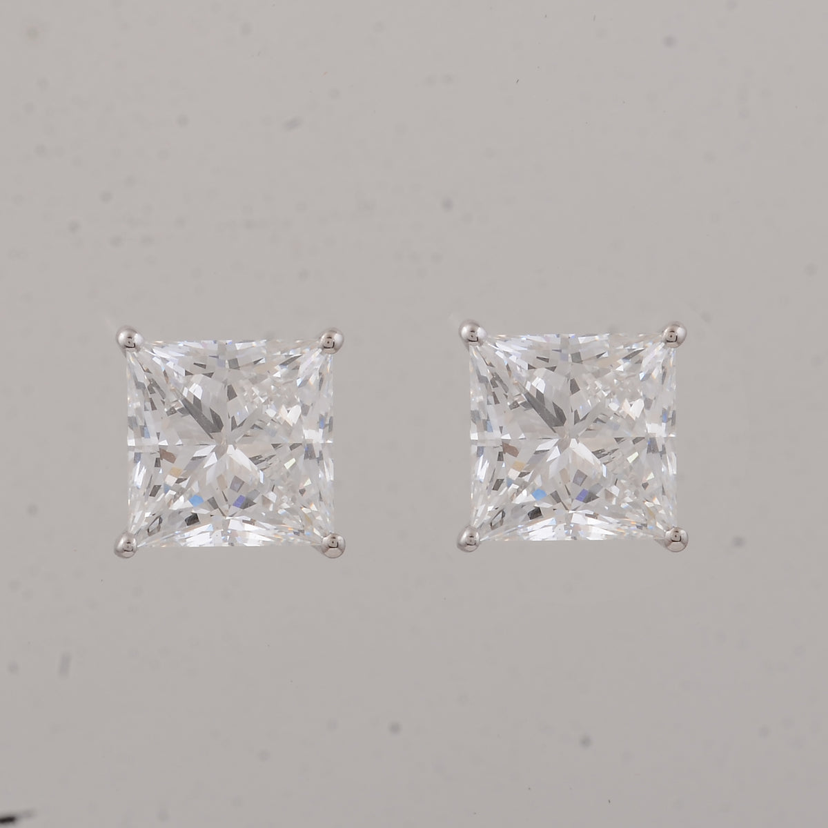 4.06 Carats Lab Grown Diamond 14K Gold Earrings