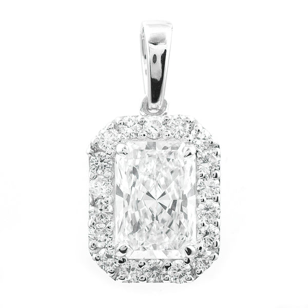 2.39 Carats Lab Grown Diamond 14K Gold Pendant