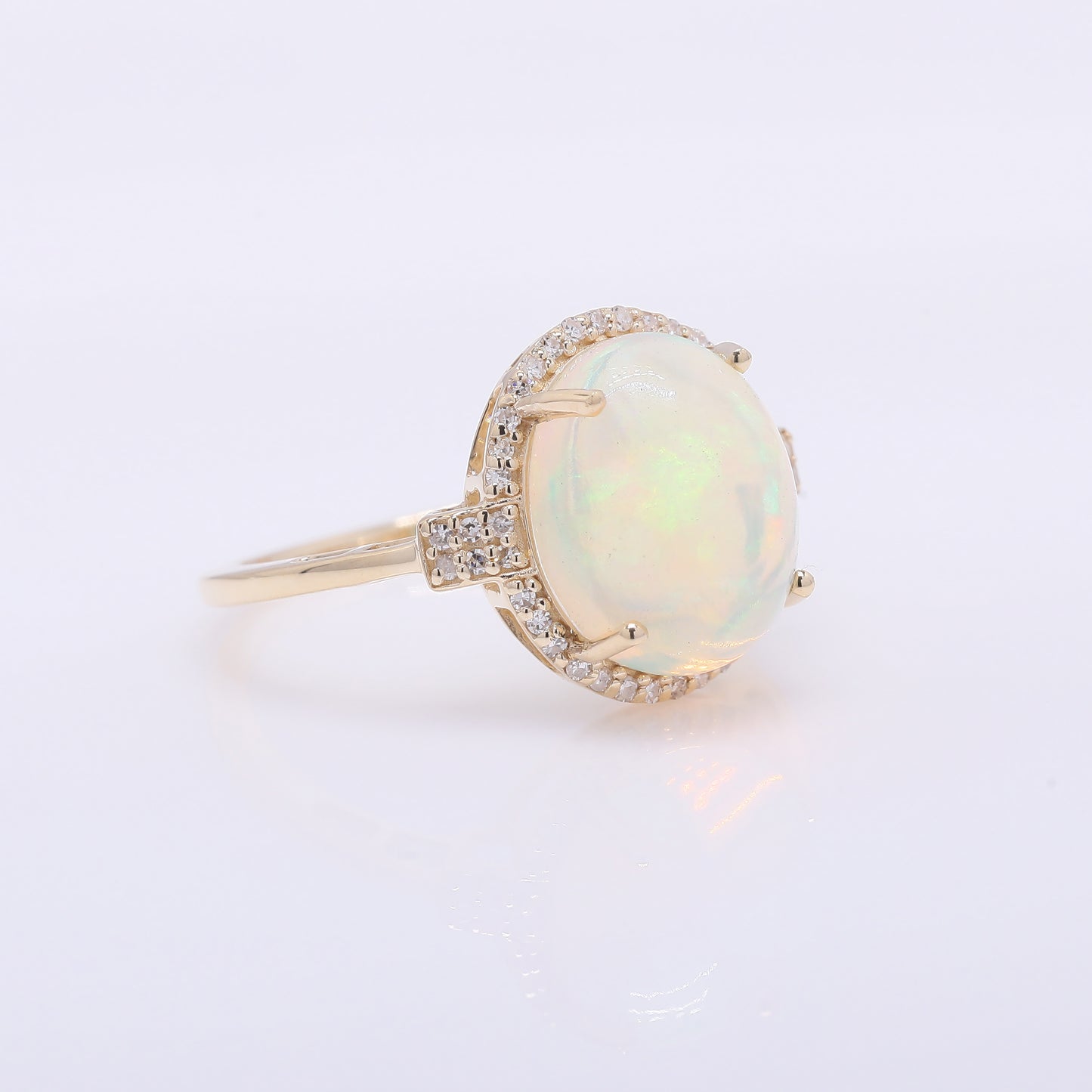3.30 Ct Oval Cabochon Cut Natural Opal 14K Gold Ring