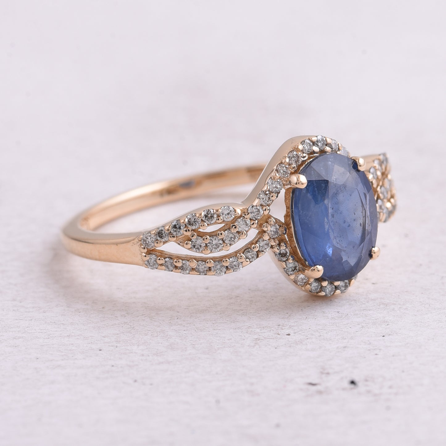 1.65 Ct Oval Mixed Cut Natural Sapphire 14K Gold Ring
