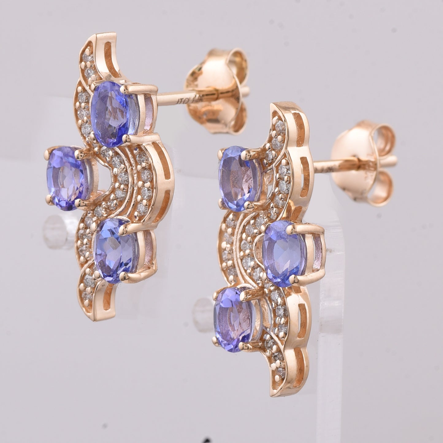 1.56 Ct Oval Natural Tanzanite 14K Gold Earrings