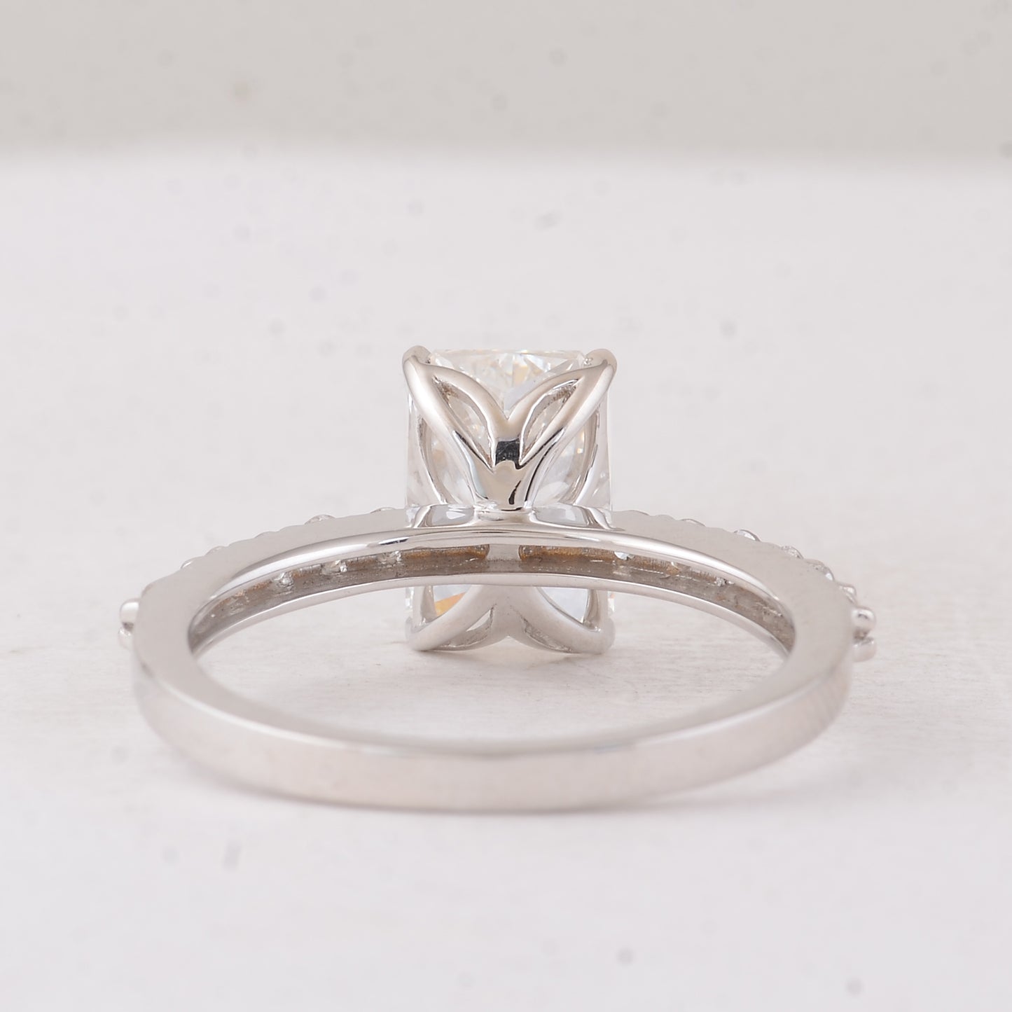 2.35 Carats Lab Grown Diamond 14K Gold Ring
