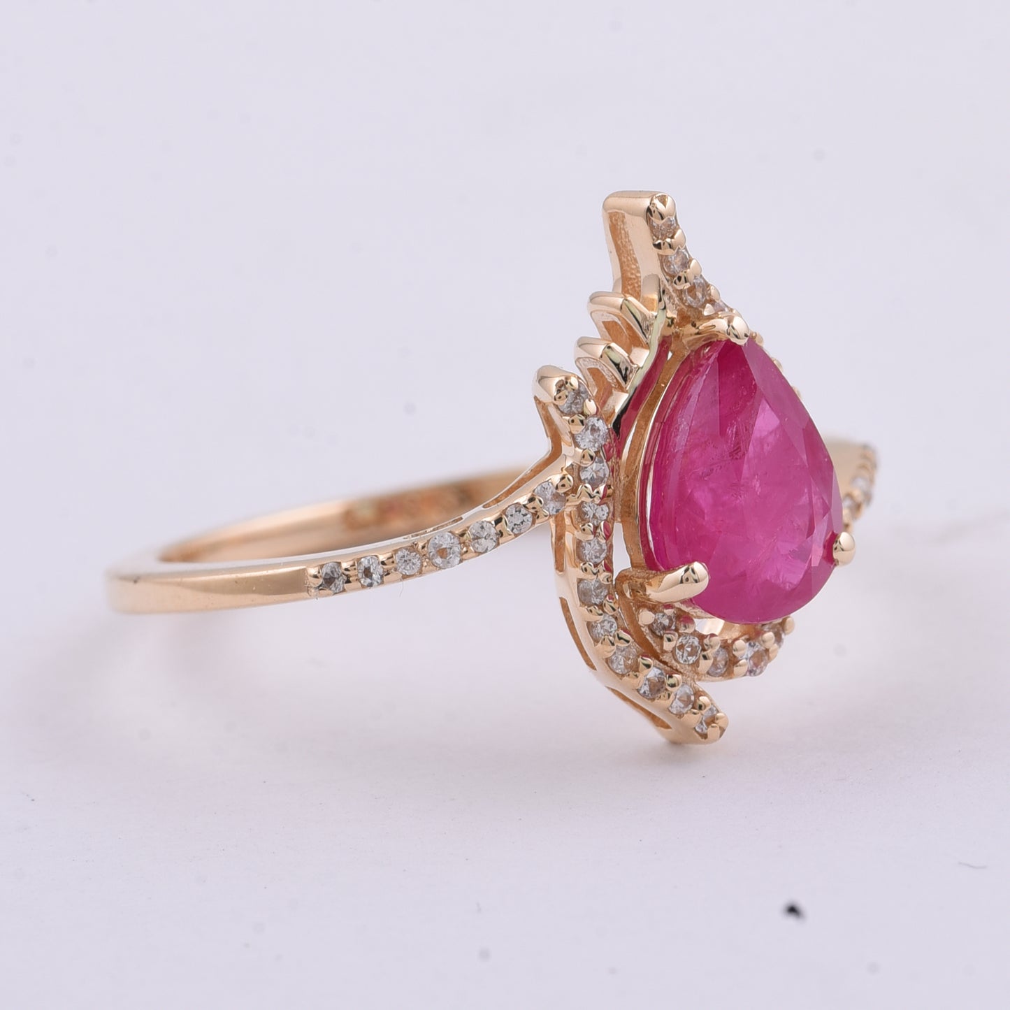 1.69 Ct Pear Natural Ruby 14K Gold Ring