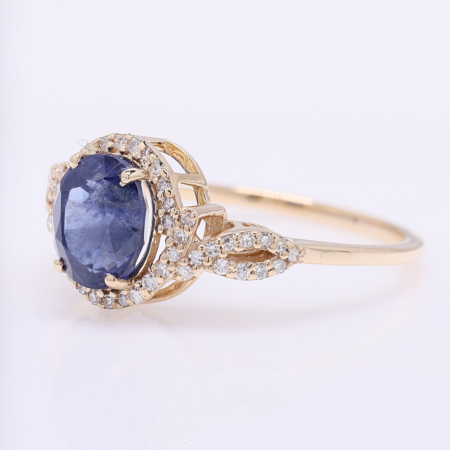 2.25 Ct Oval Mixed Cut Natural Sapphire 14K Gold Ring
