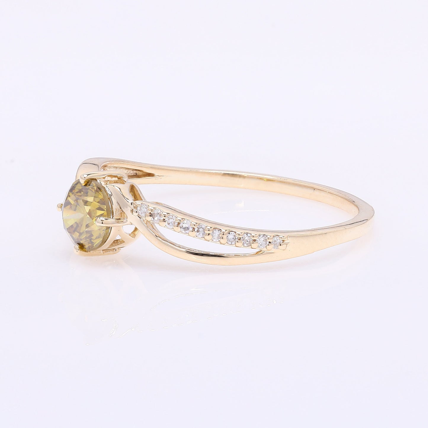 0.60 Ct Round Yellow Diamond 14K Gold Ring
