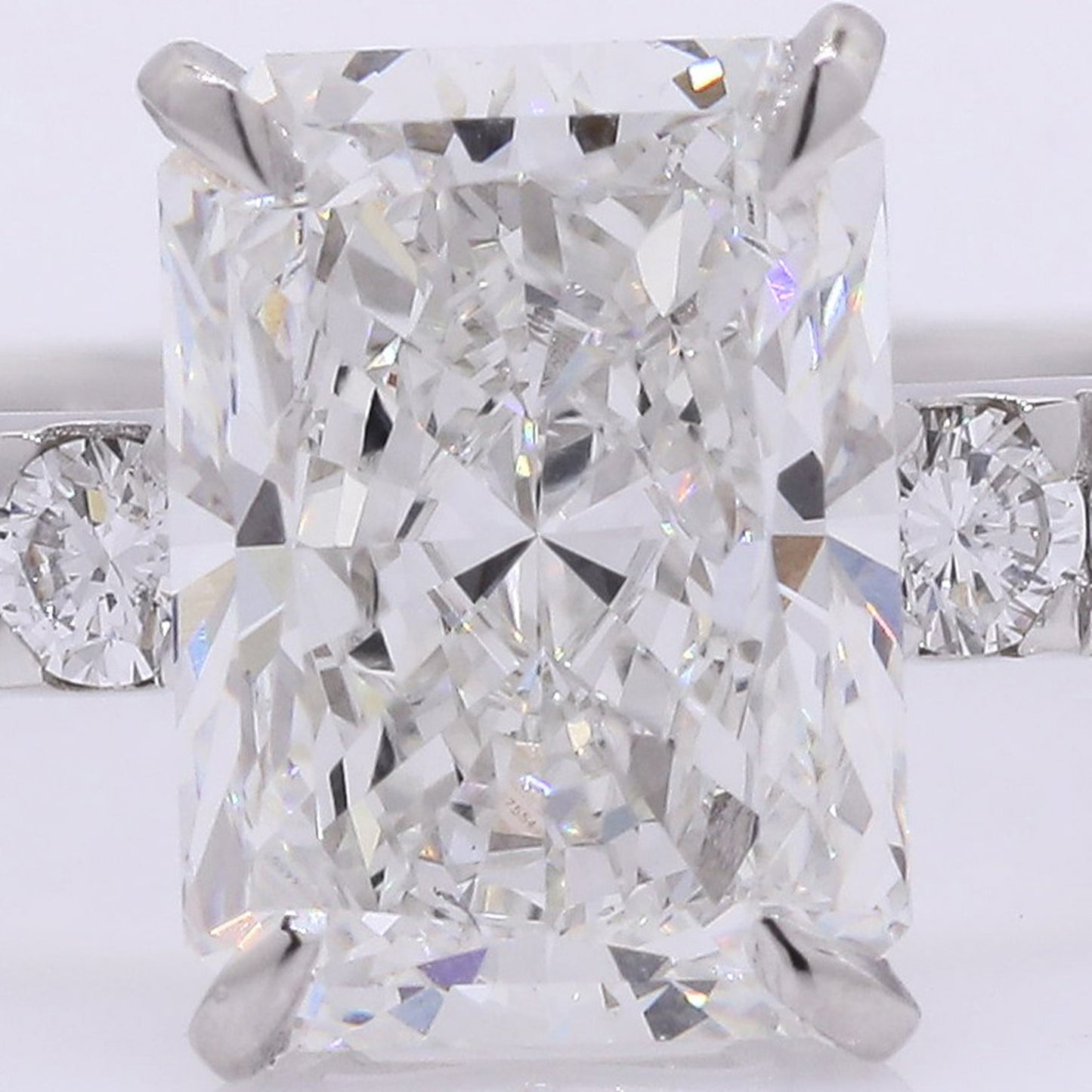2.48 Carats Lab Grown Diamond 950 Platinum Ring