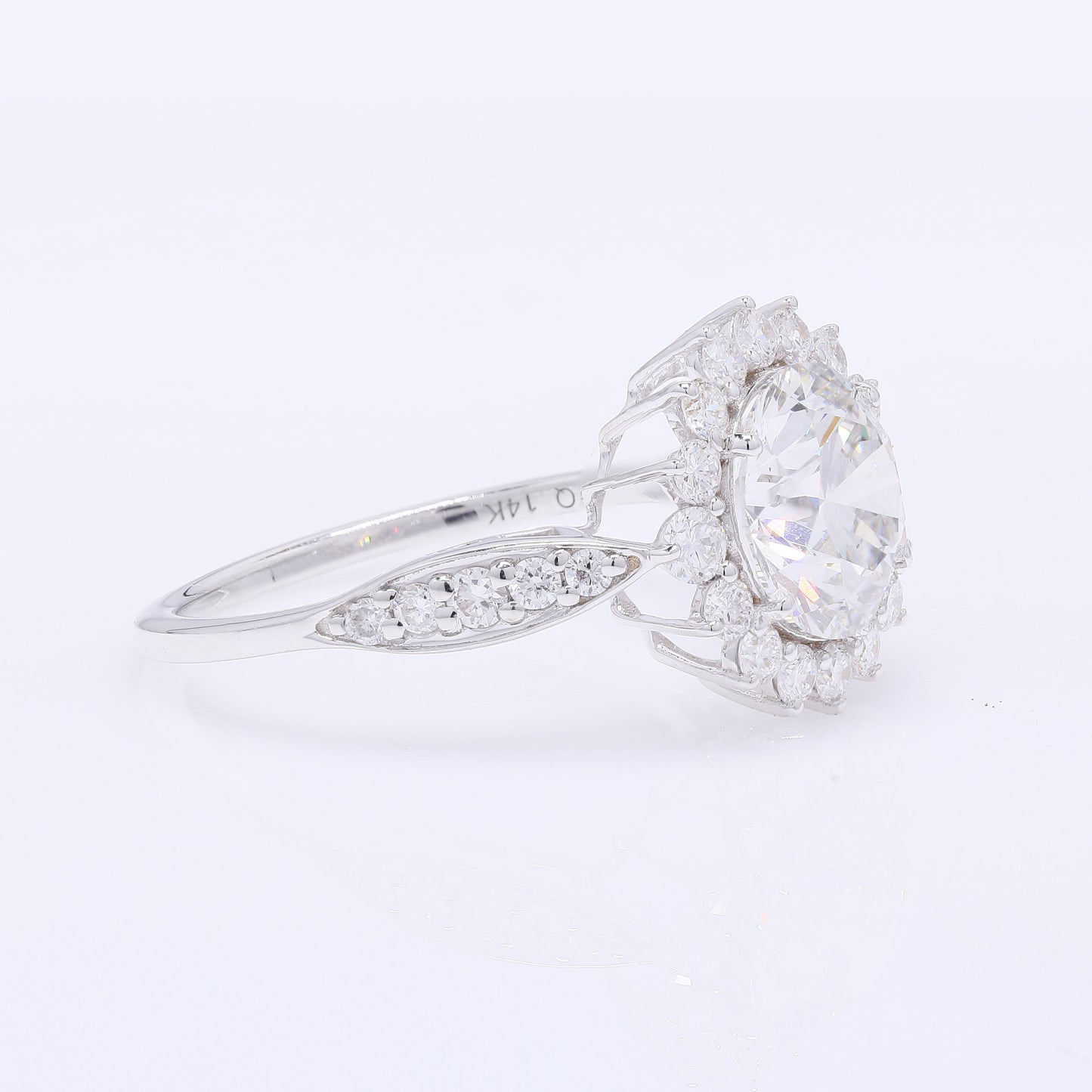 2.67 Carats Lab Grown Diamond 14K Gold Ring