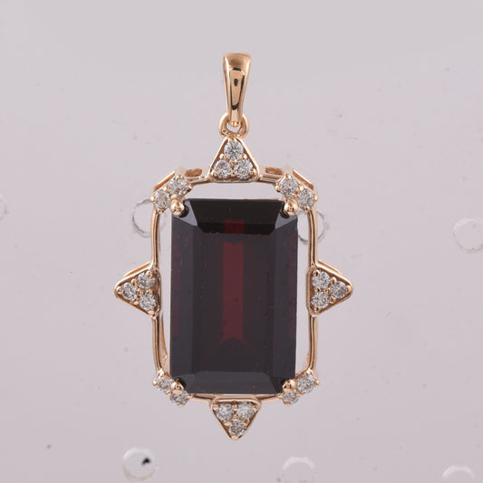 9.13 Ct Octagon Step Cut Natural Garnet 14K Gold Pendant