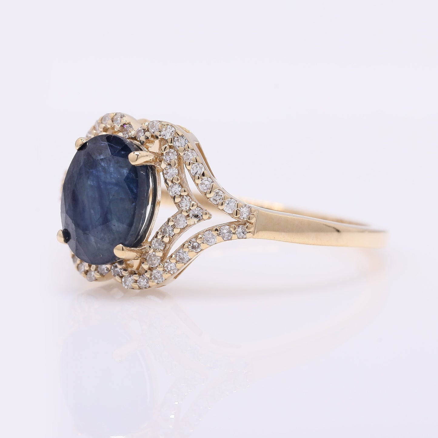 2.34 Ct Oval Mixed Cut Natural Sapphire 14K Gold Ring